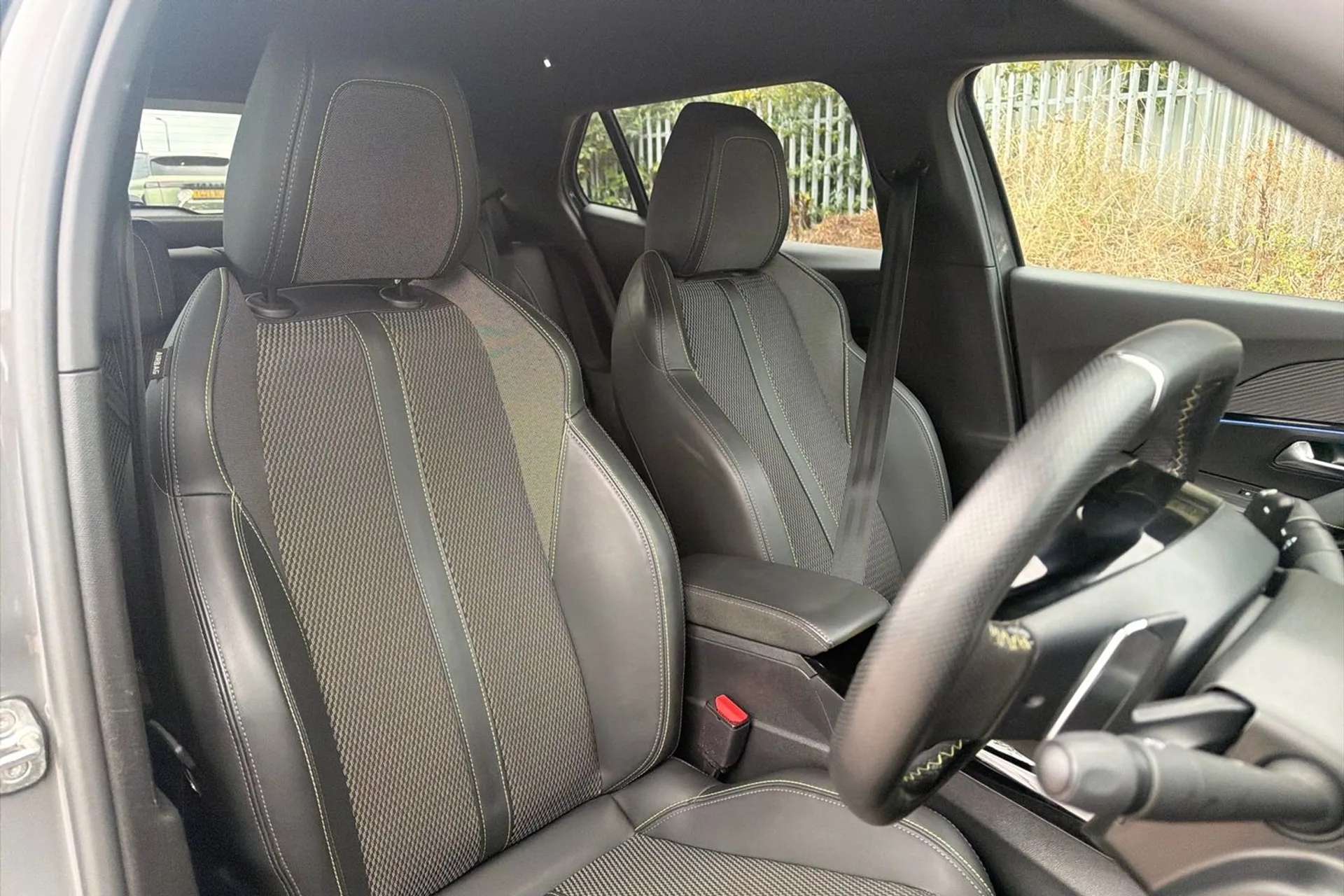 2025 PEUGEOT 2008 2025 PEUGEOT 2008
