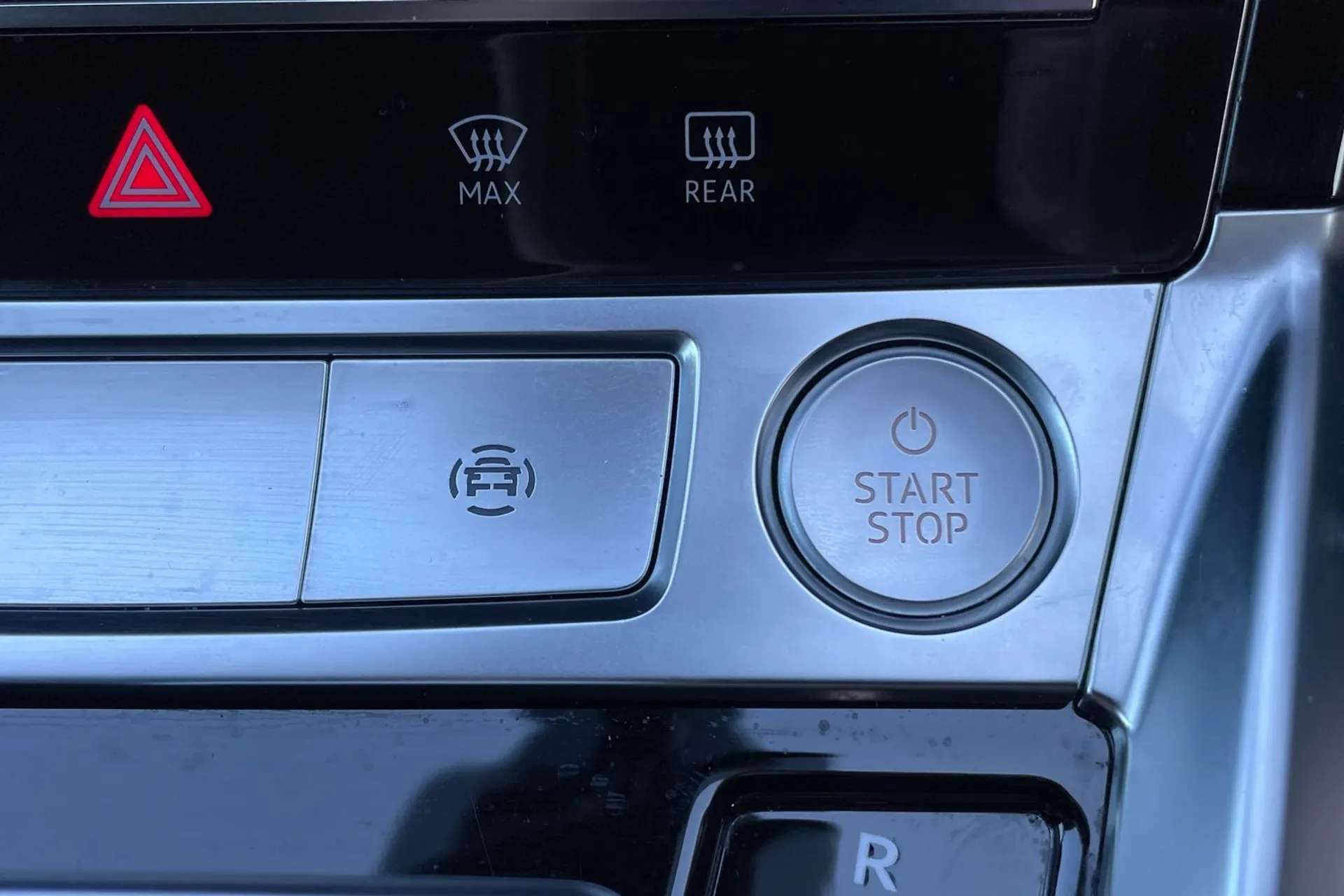 2021 AUDI E-TRON 2021 AUDI E-TRON