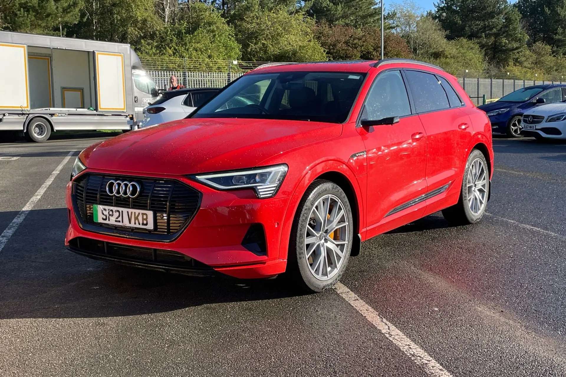 2021 AUDI E-TRON 2021 AUDI E-TRON