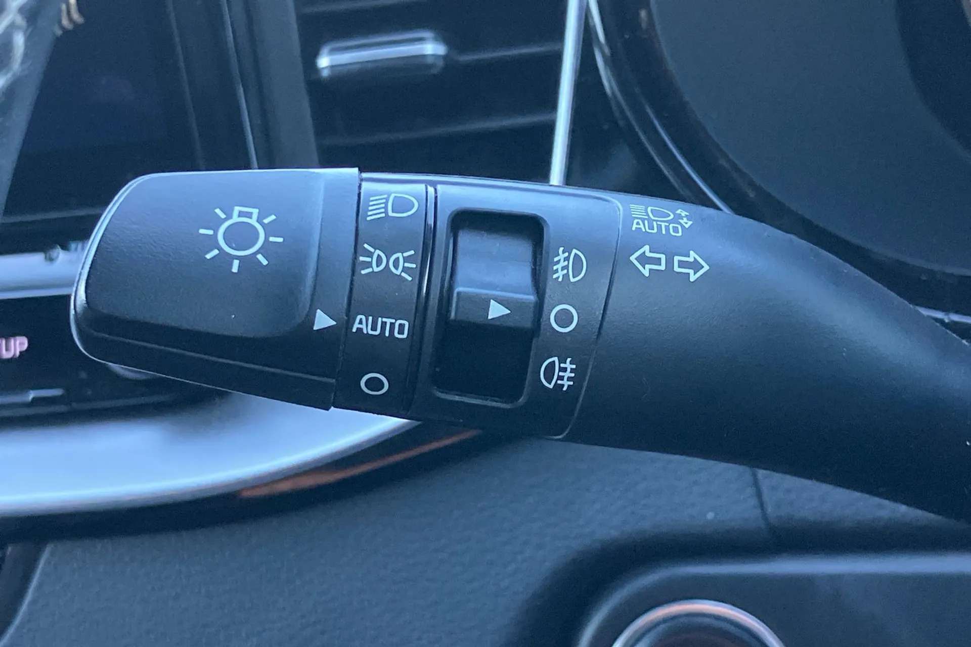 2023 KIA XCEED 2023 KIA XCEED