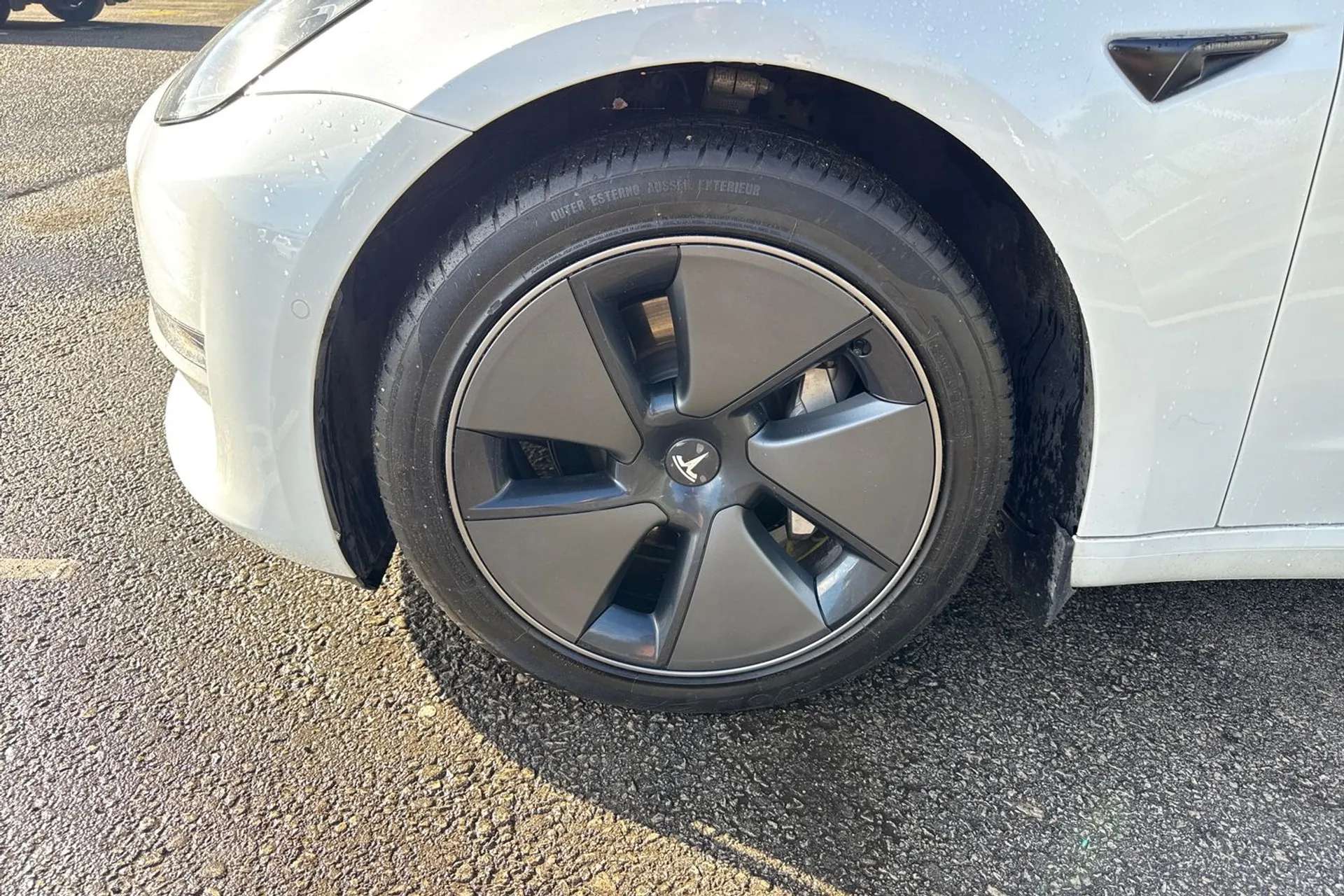 2021 TESLA MODEL 3 2021 TESLA MODEL 3