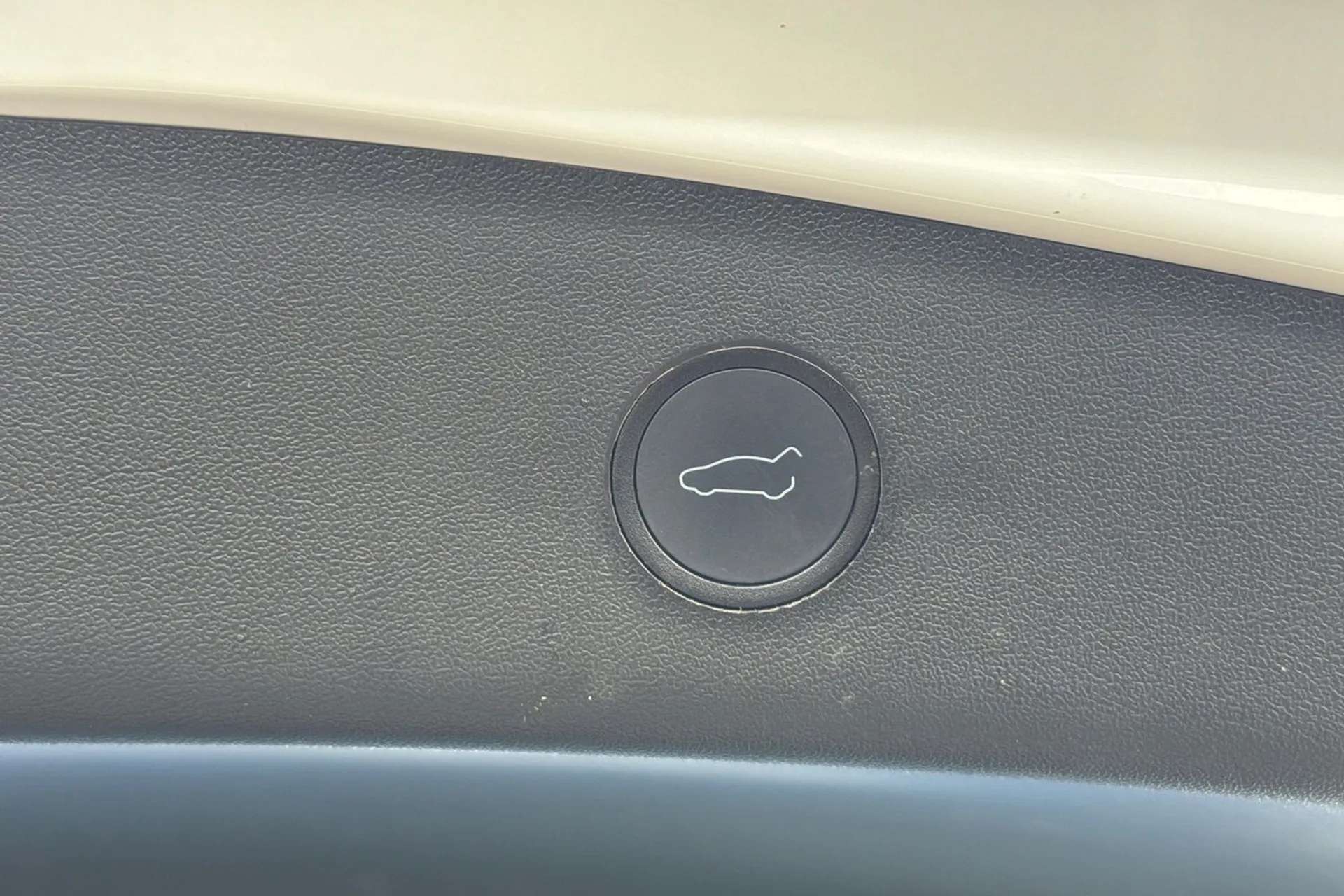2022 TESLA MODEL 3 2022 TESLA MODEL 3