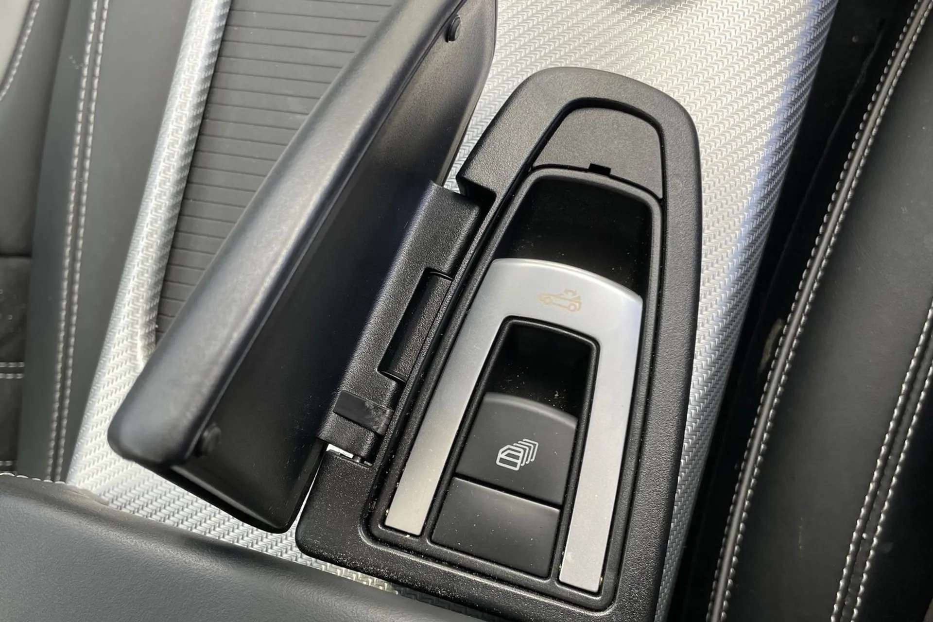 2020 MERCEDES-BENZ SLC 2020 MERCEDES-BENZ SLC