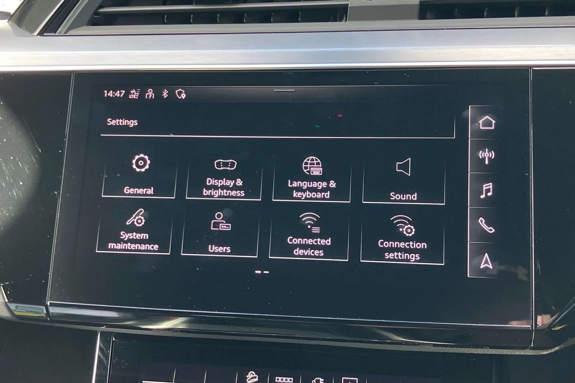 2021 AUDI E-TRON 2021 AUDI E-TRON