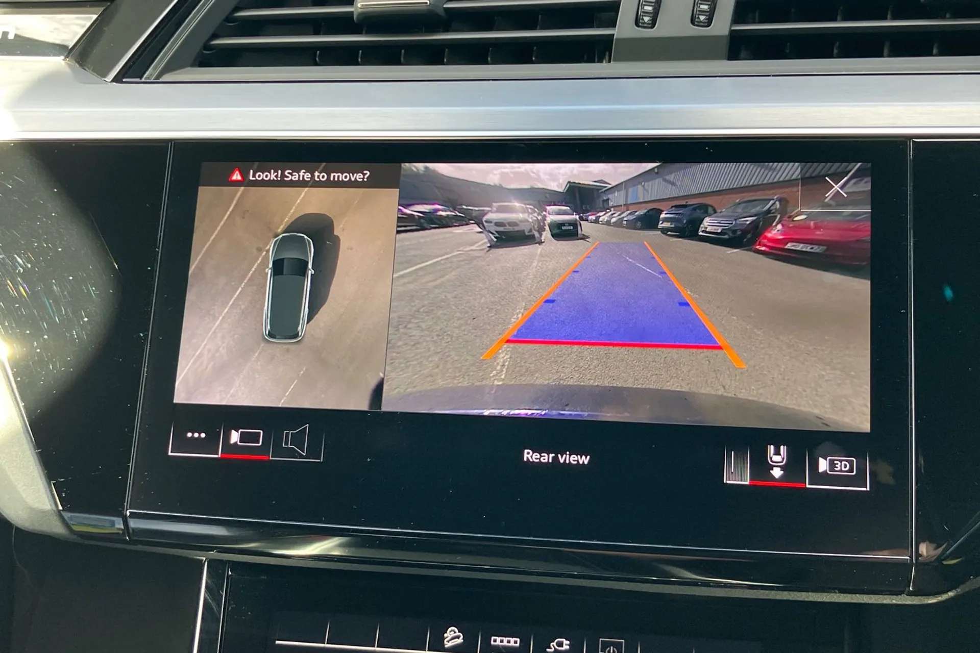 2021 AUDI E-TRON 2021 AUDI E-TRON