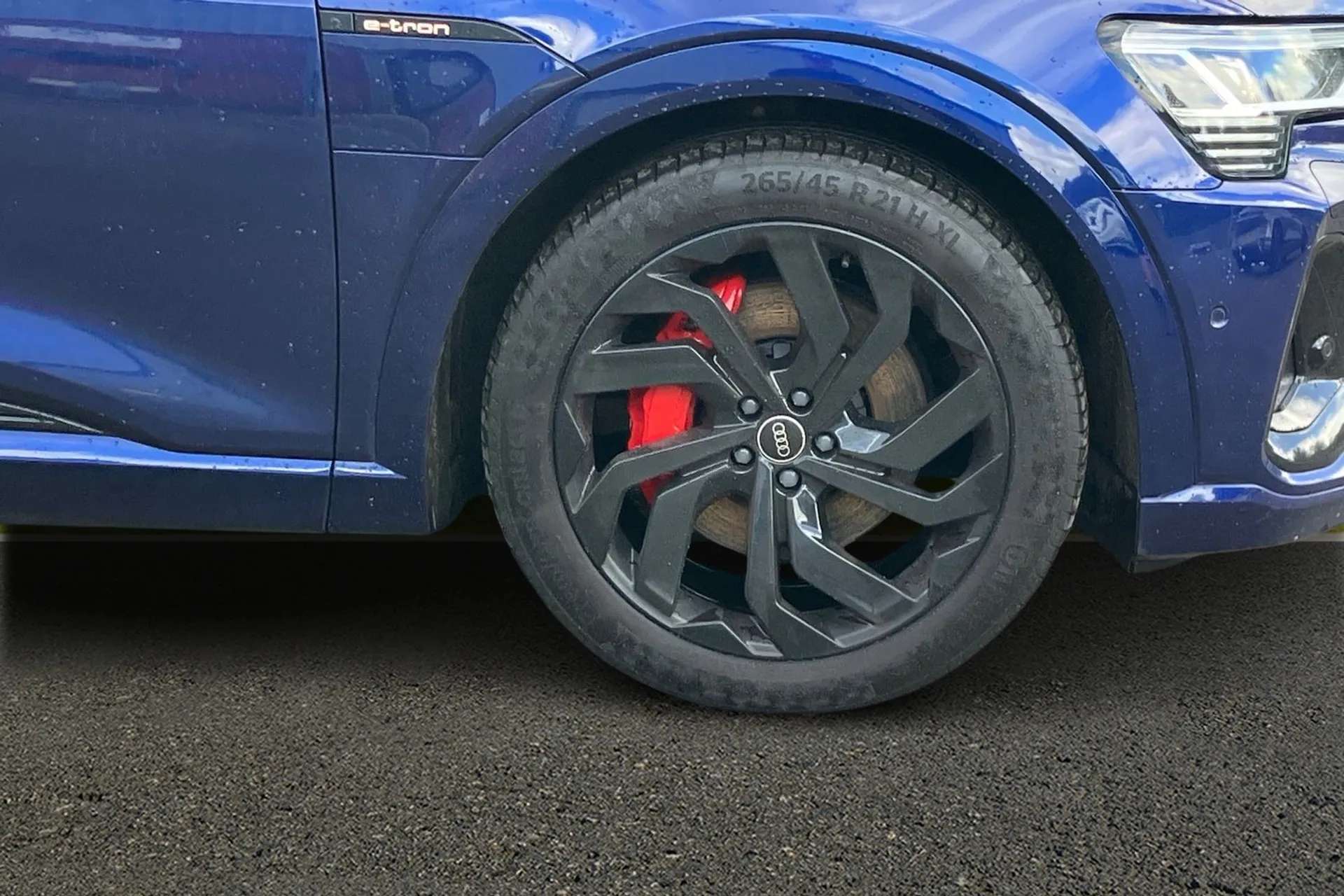 2021 AUDI E-TRON 2021 AUDI E-TRON