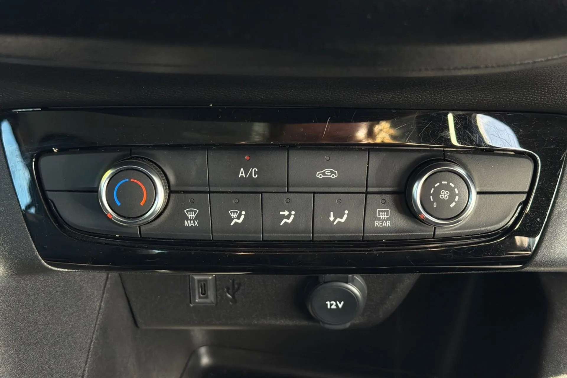 2024 VAUXHALL CORSA 2024 VAUXHALL CORSA