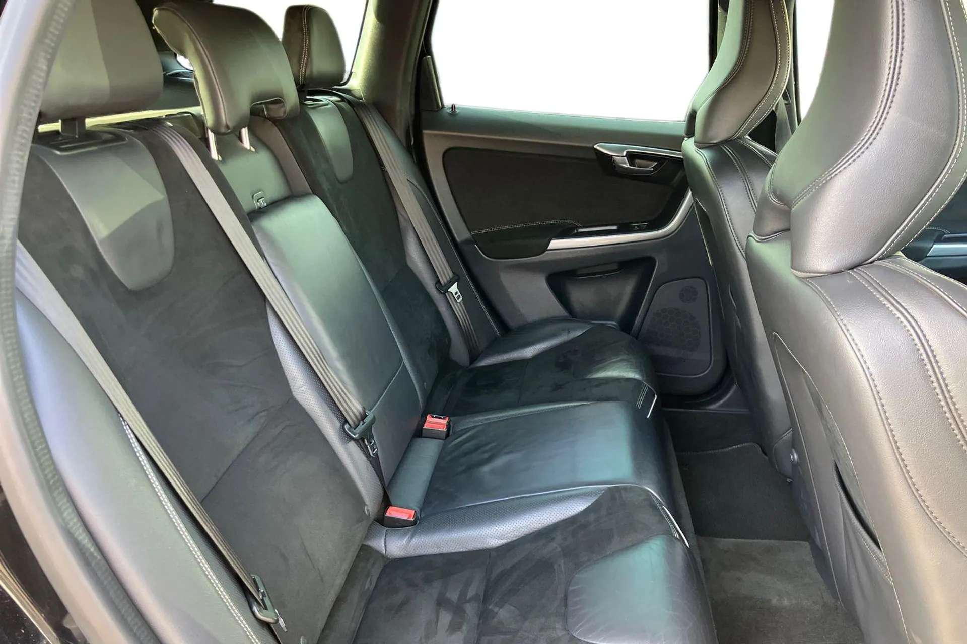 2017 VOLVO XC60 2017 VOLVO XC60
