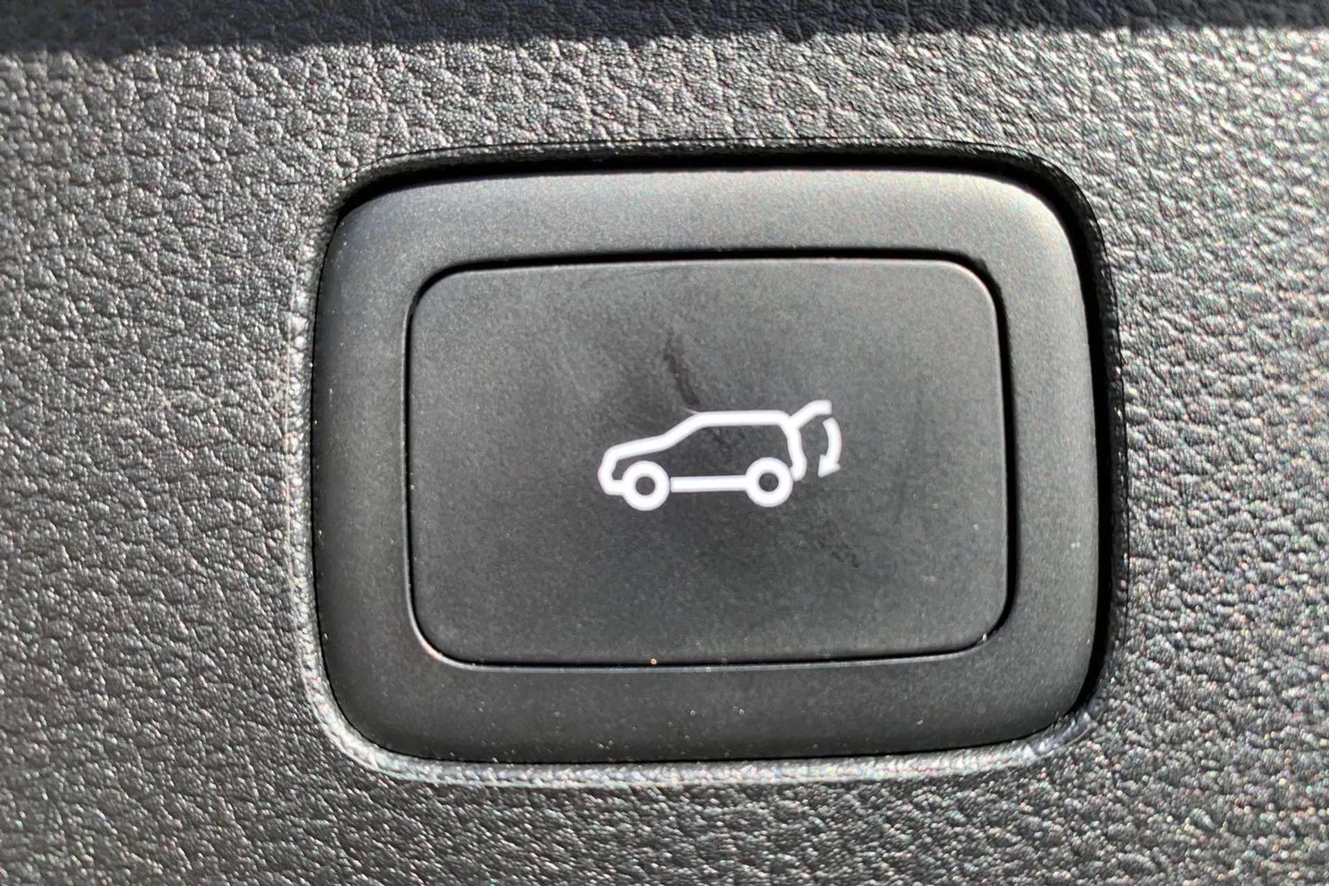 2024 MG MOTOR UK HS 2024 MG MOTOR UK HS