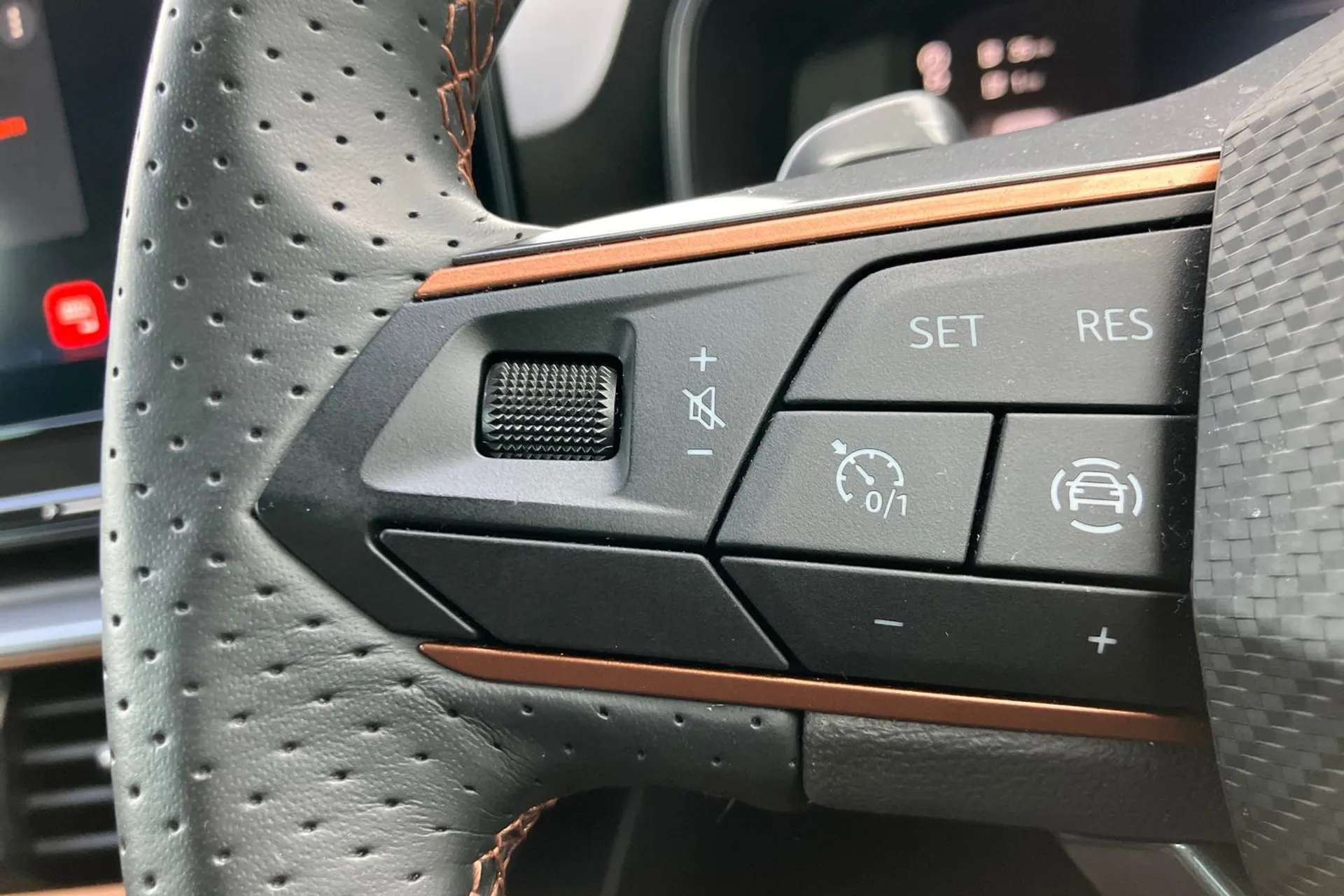 2024 CUPRA LEON 2024 CUPRA LEON