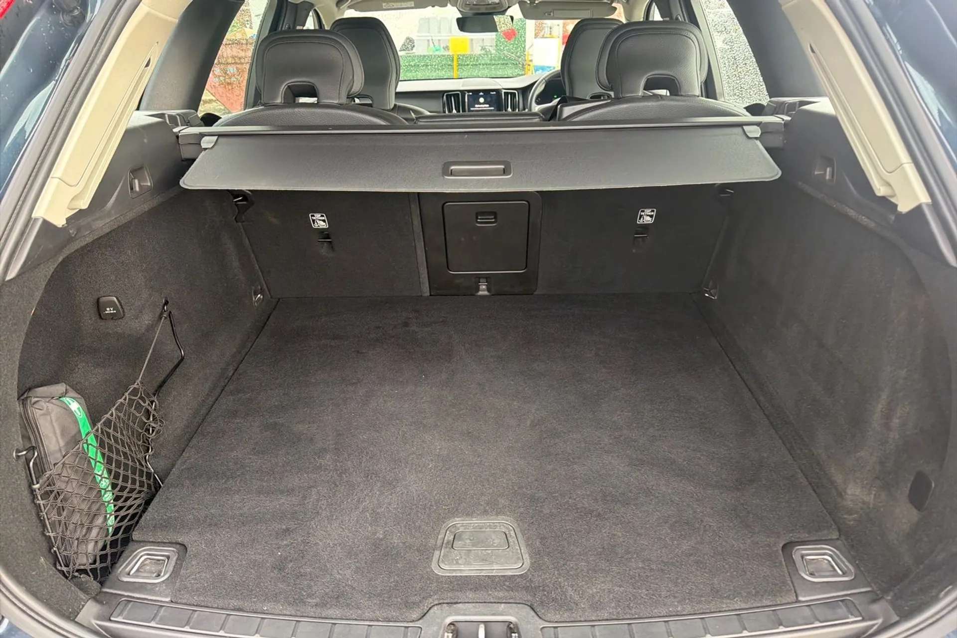 2023 VOLVO XC60 2023 VOLVO XC60