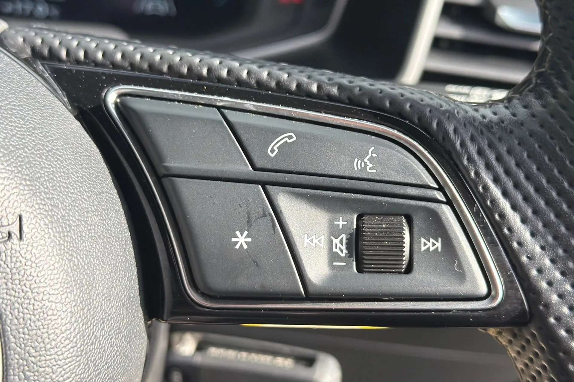 2022 AUDI A1 2022 AUDI A1