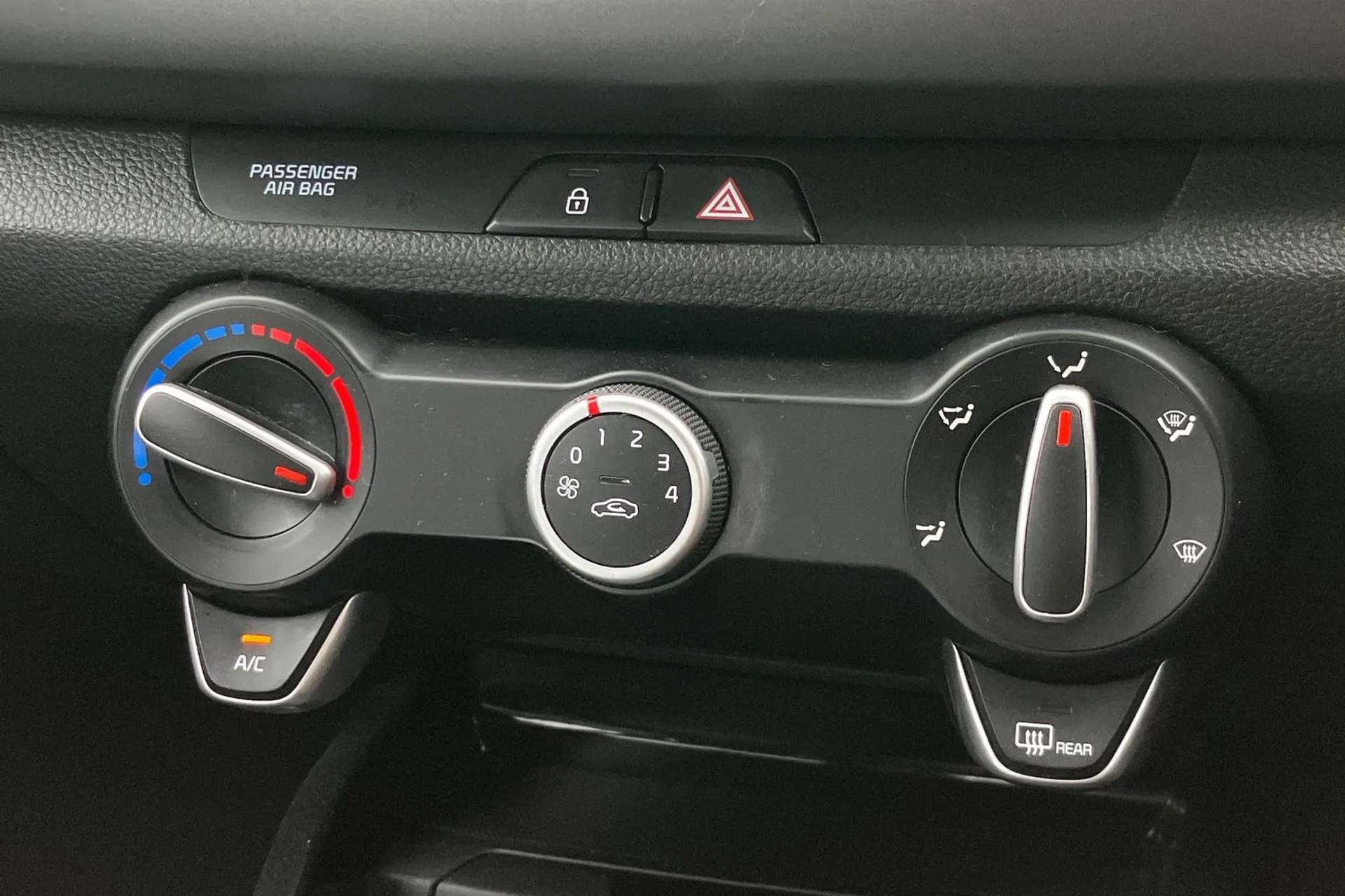2021 KIA RIO 2021 KIA RIO