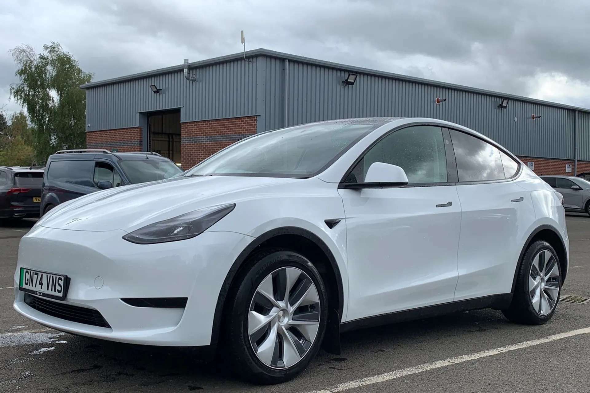 2024 TESLA MODEL Y 2024 TESLA MODEL Y