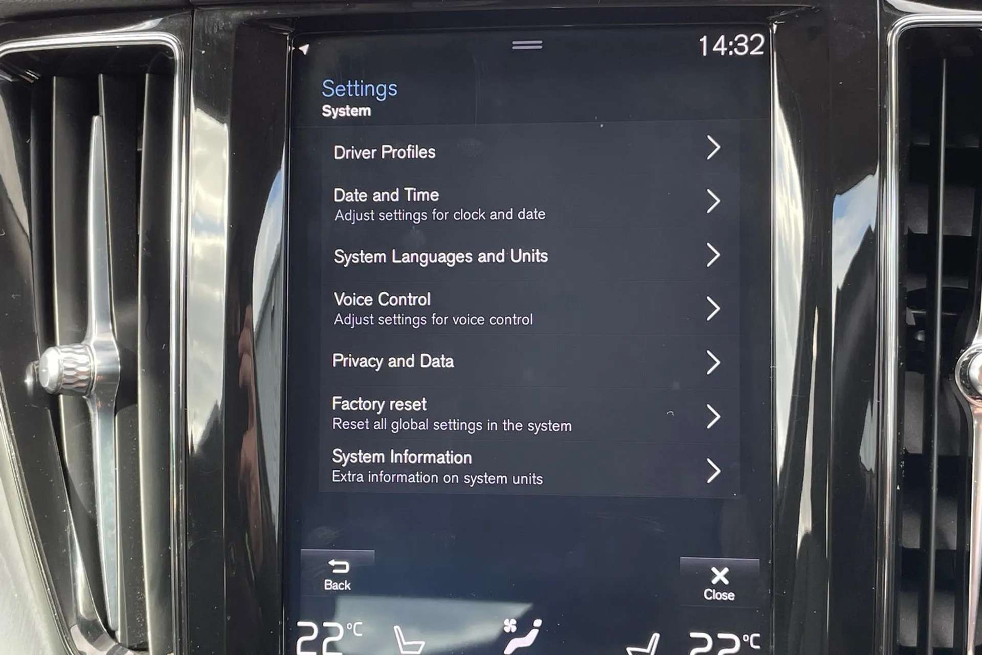 2020 VOLVO XC60 2020 VOLVO XC60