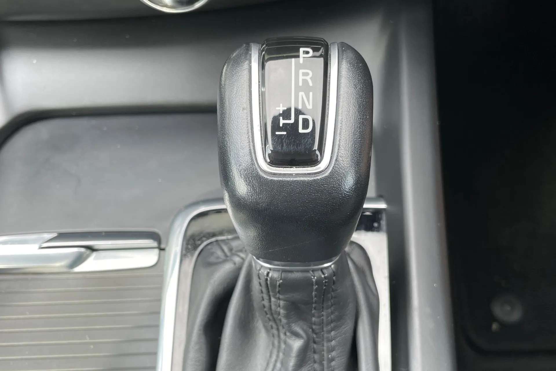 2020 VOLVO XC60 2020 VOLVO XC60
