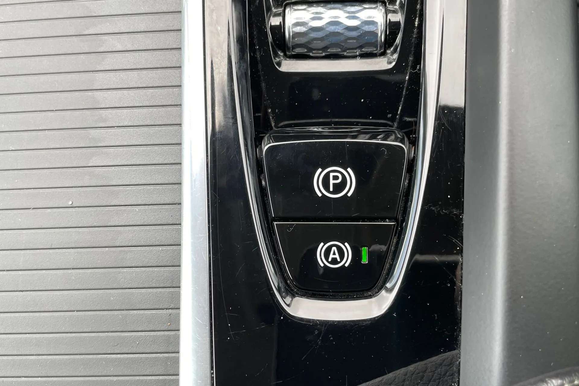 2020 VOLVO XC60 2020 VOLVO XC60
