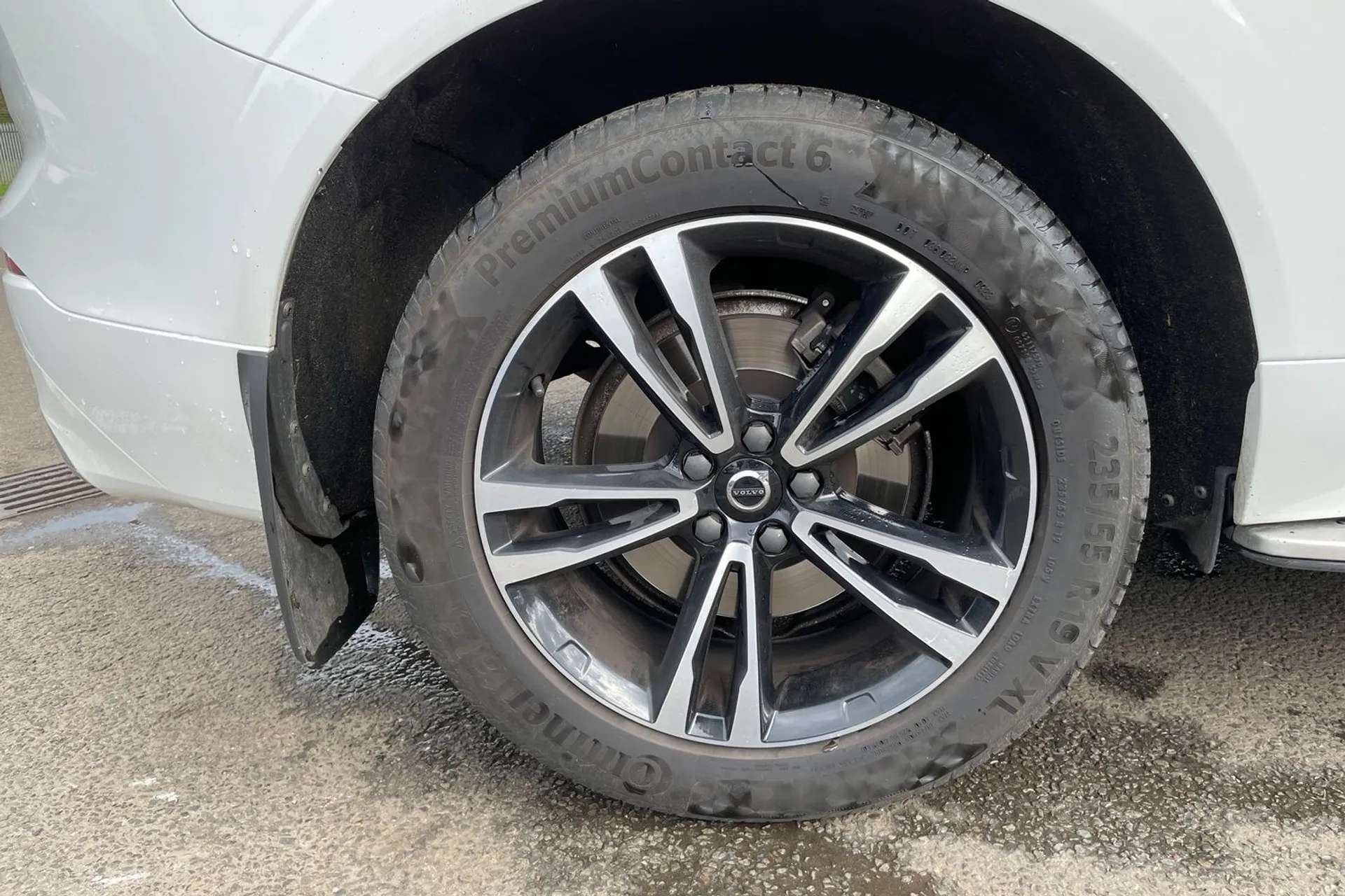 2020 VOLVO XC60 2020 VOLVO XC60
