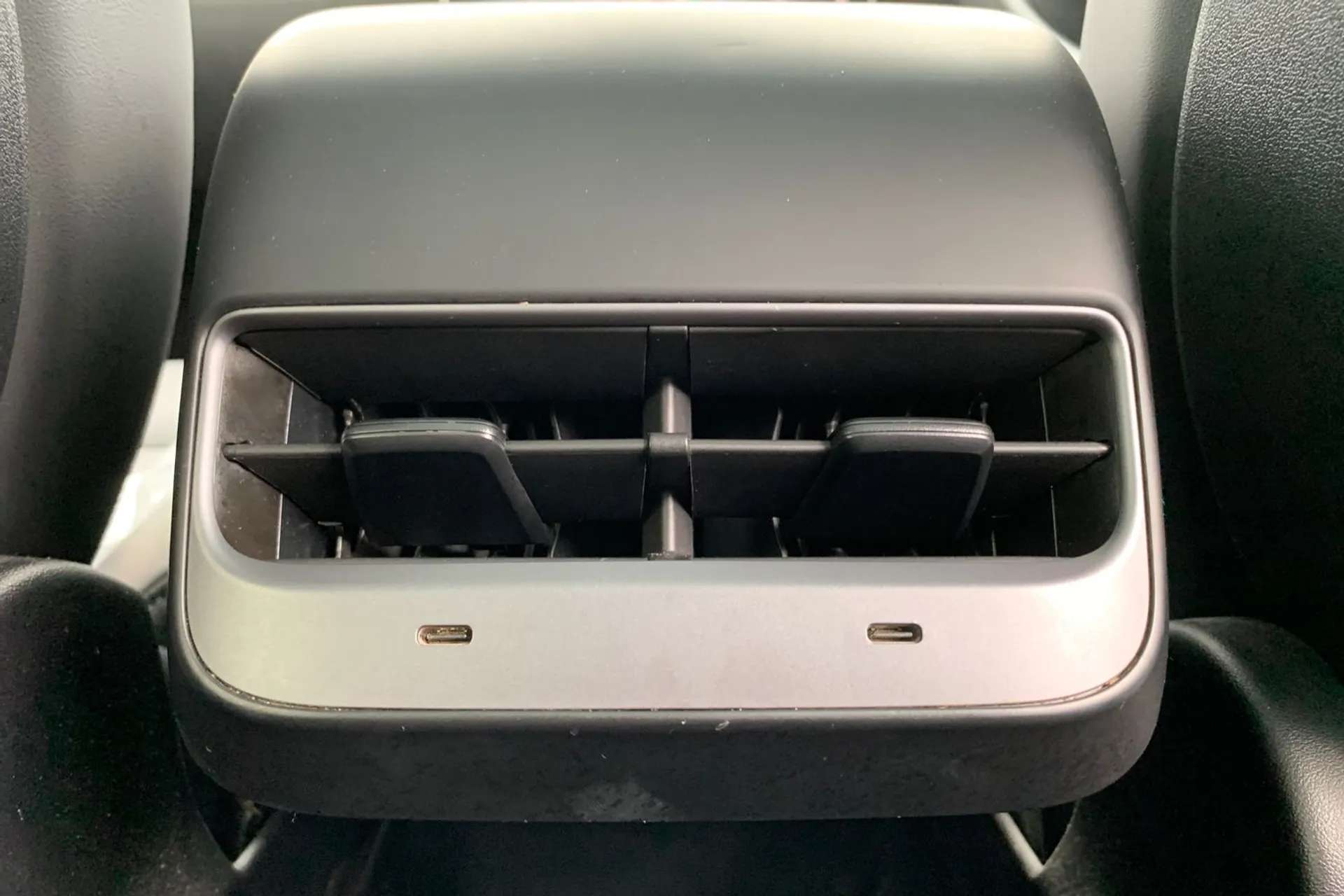 2024 TESLA MODEL Y 2024 TESLA MODEL Y
