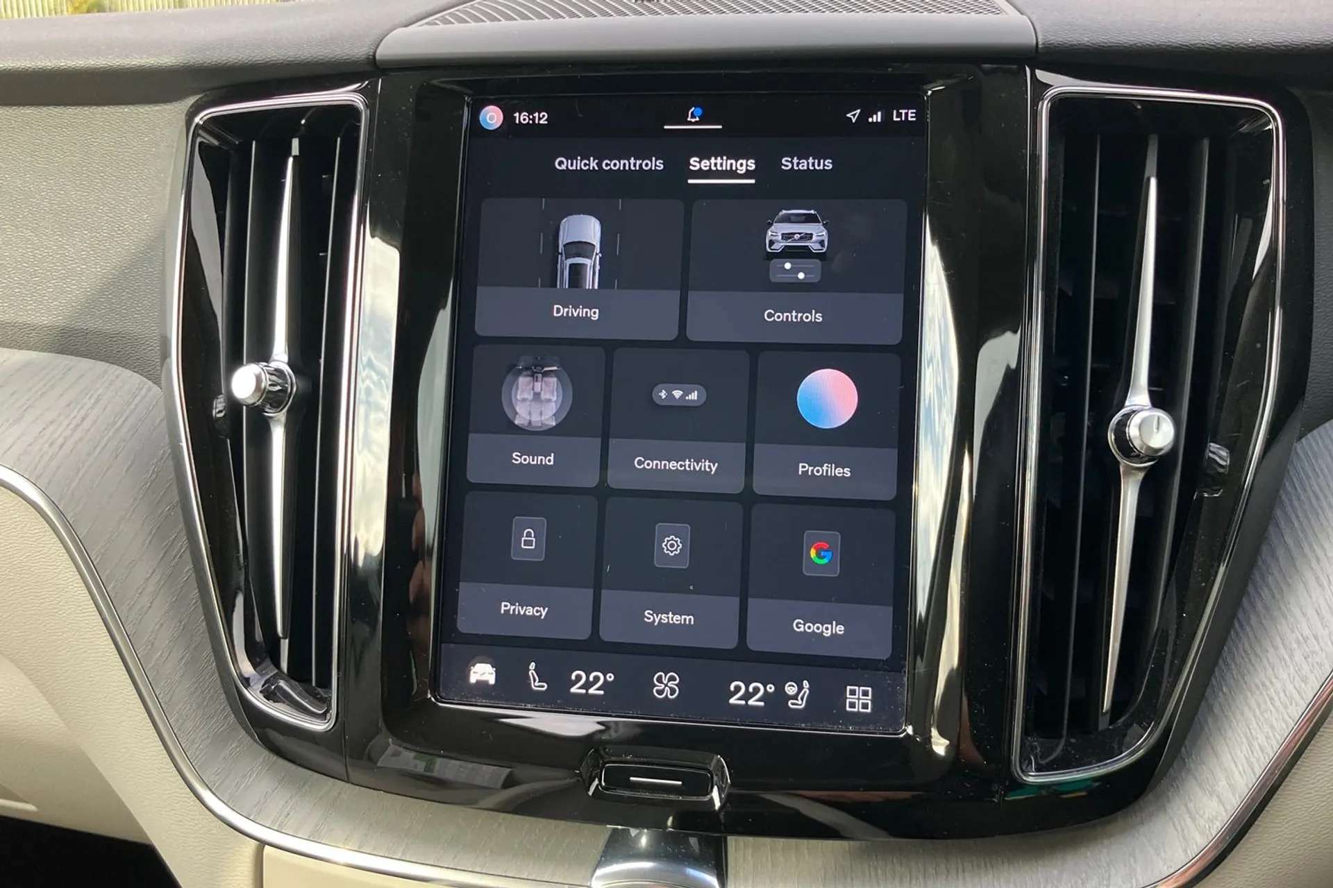 2023 VOLVO XC60 2023 VOLVO XC60