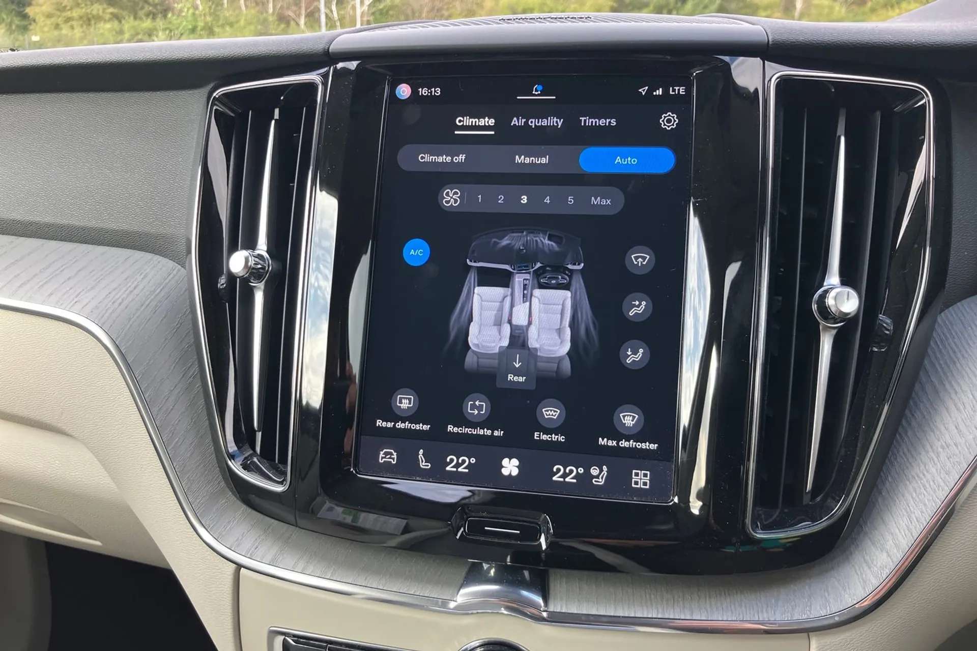 2023 VOLVO XC60 2023 VOLVO XC60