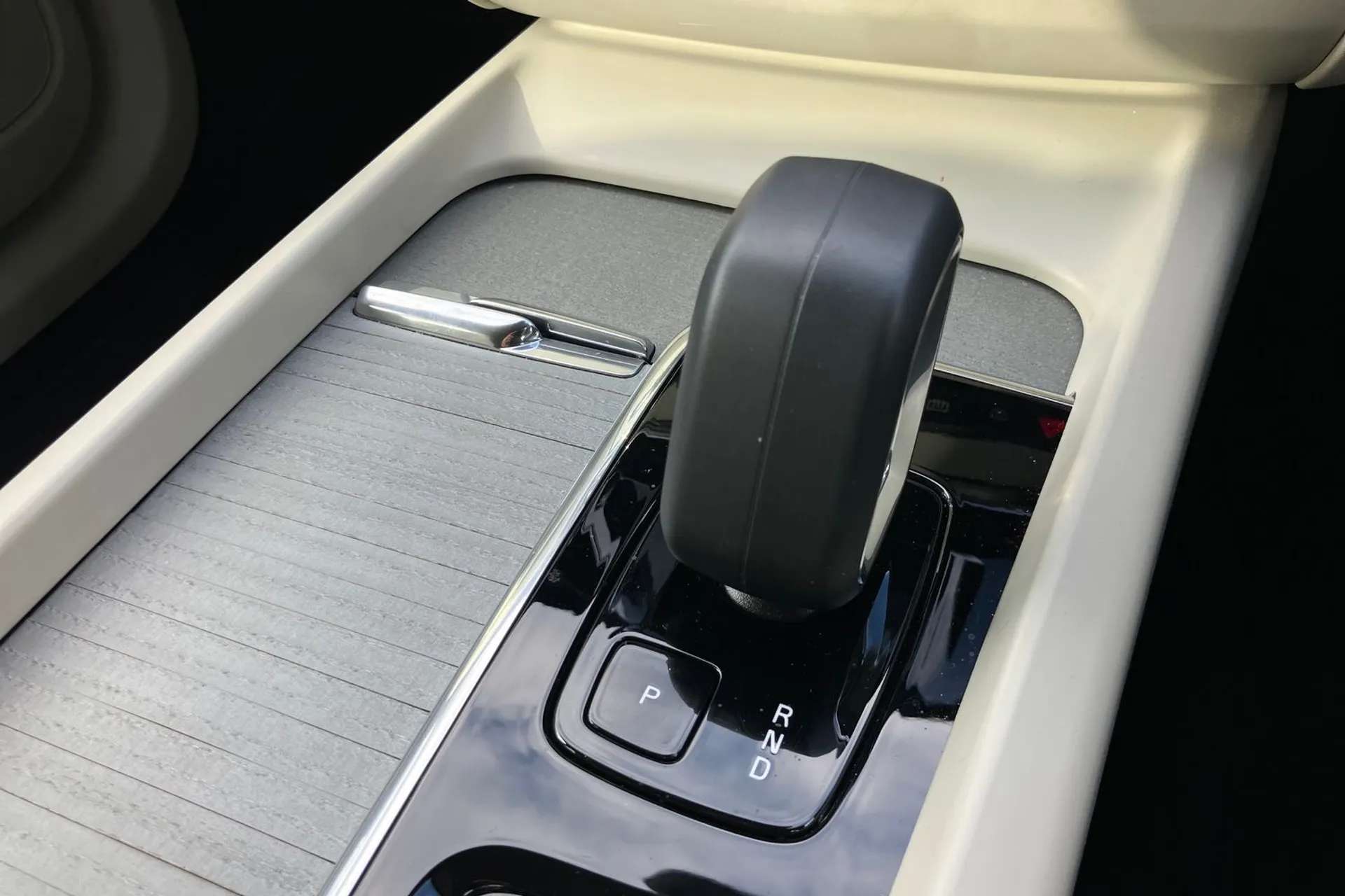 2023 VOLVO XC60 2023 VOLVO XC60