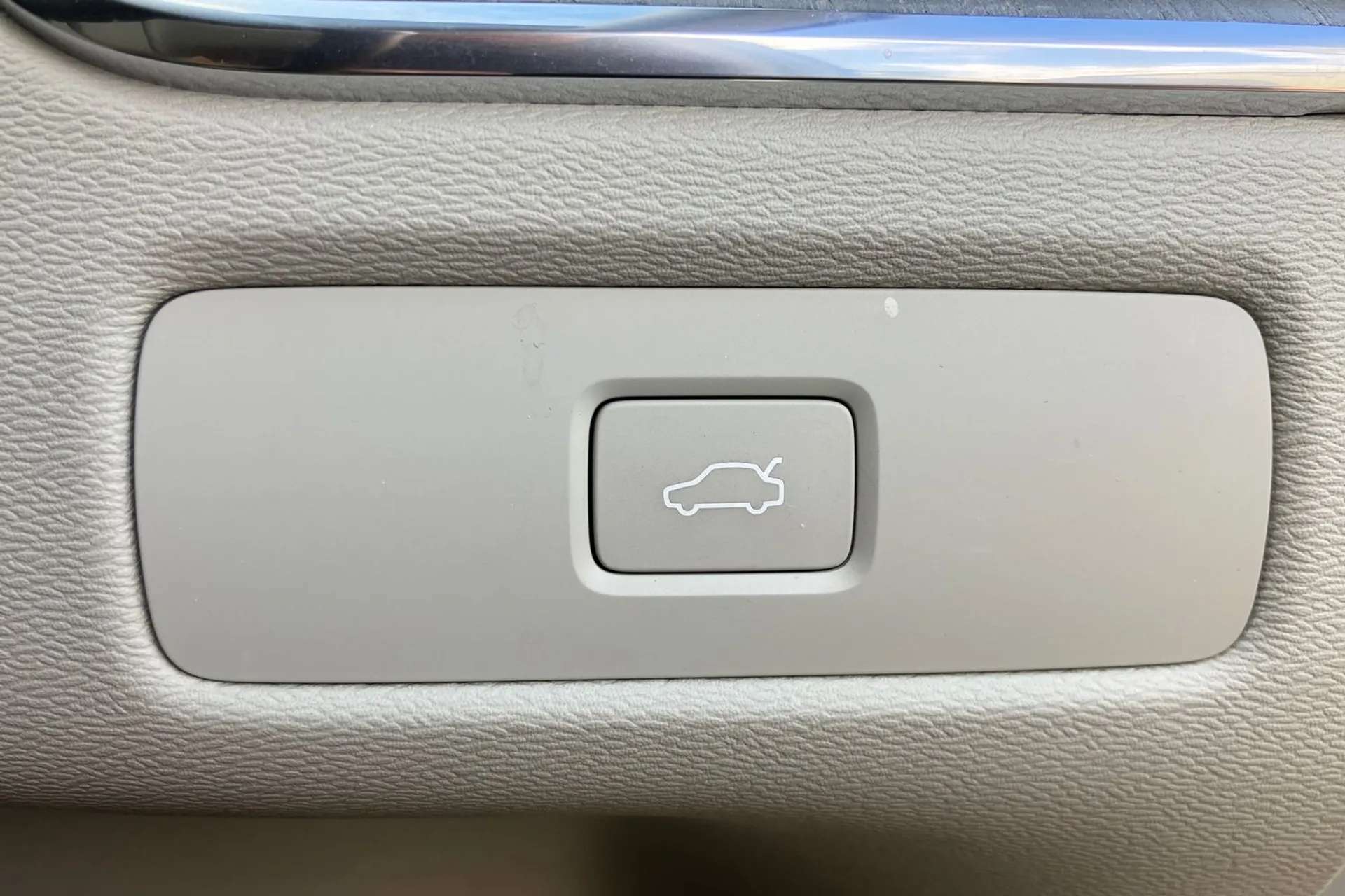 2023 VOLVO XC60 2023 VOLVO XC60