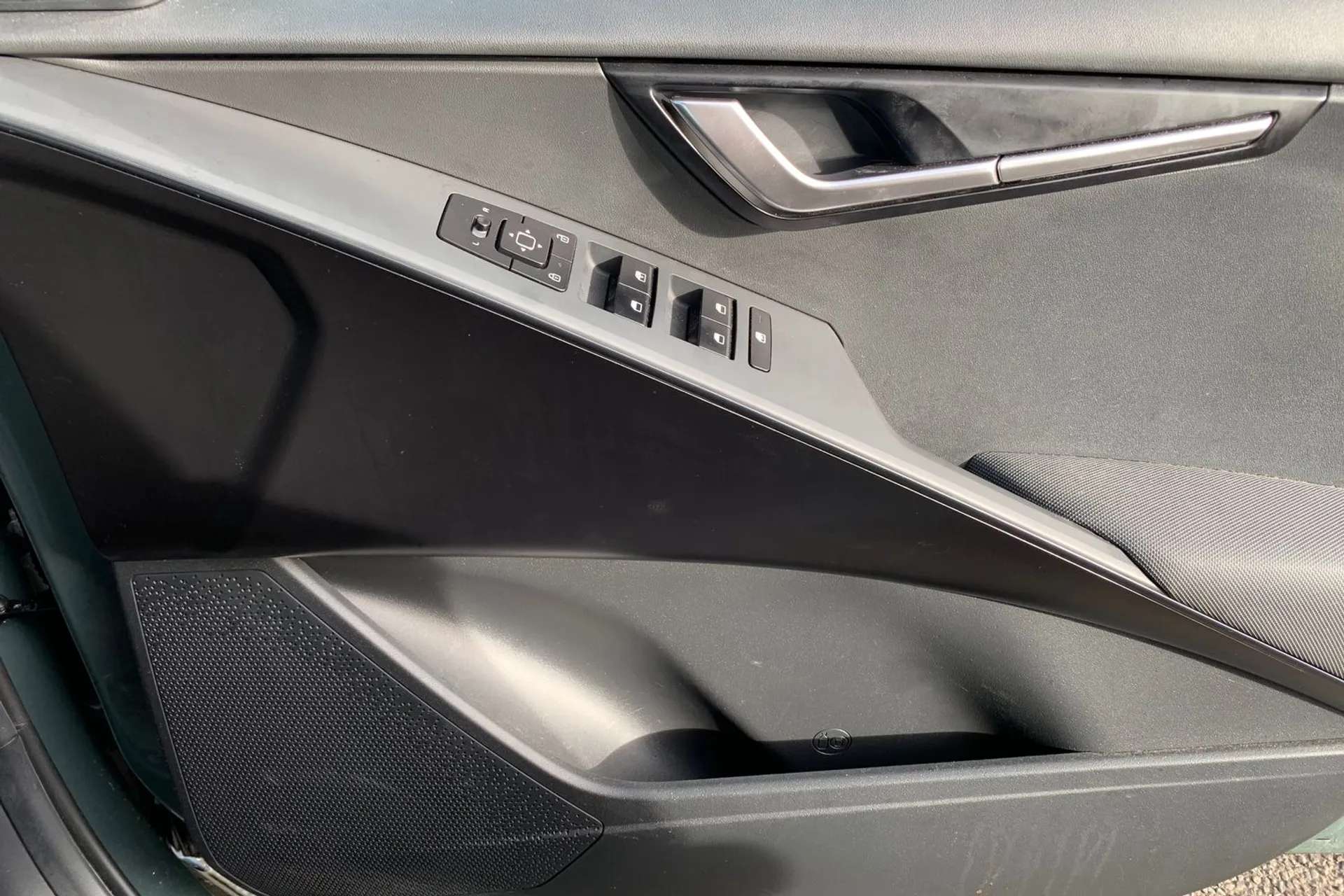 2023 KIA NIRO 2023 KIA NIRO