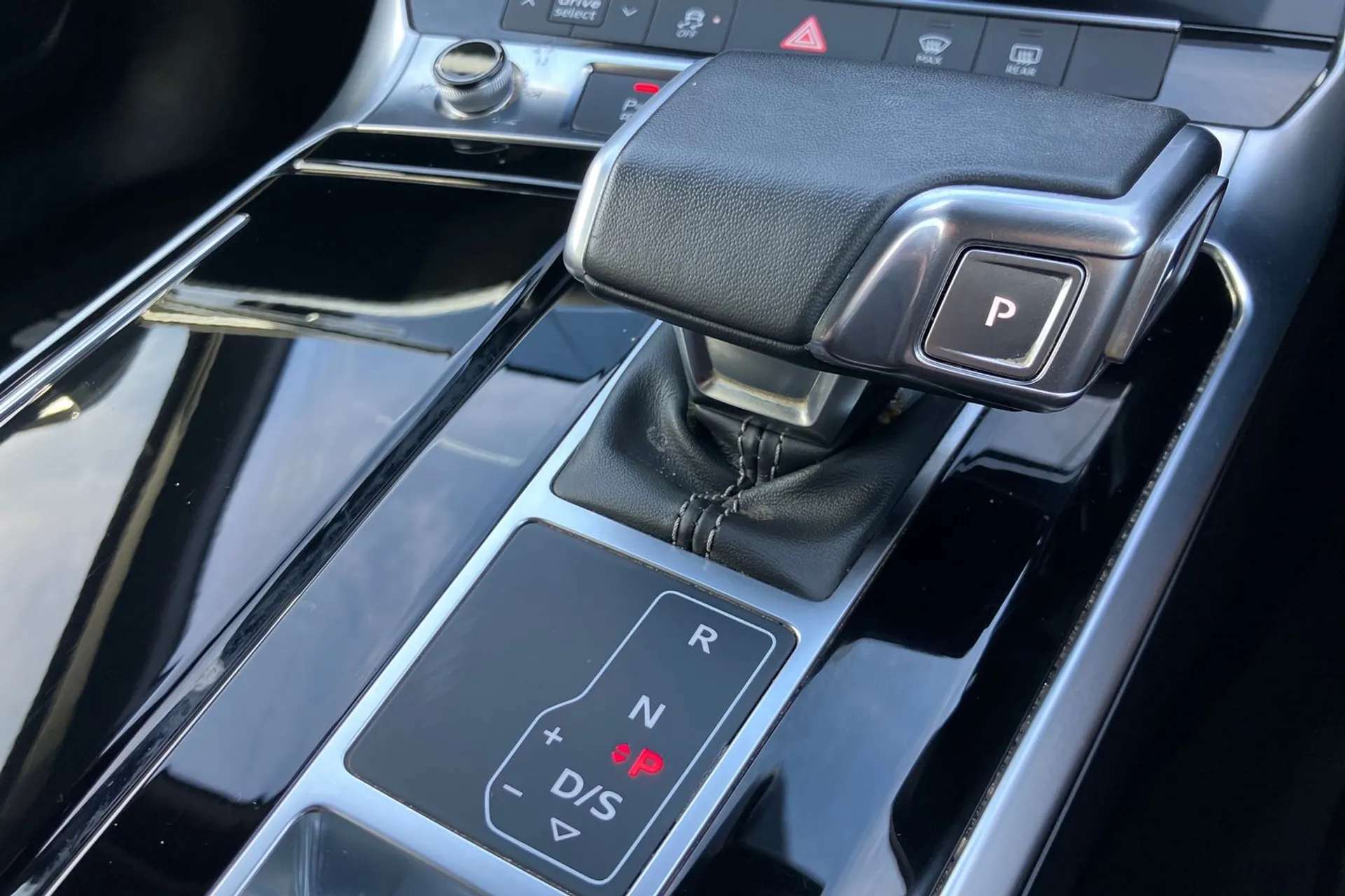 2024 AUDI A6 2024 AUDI A6