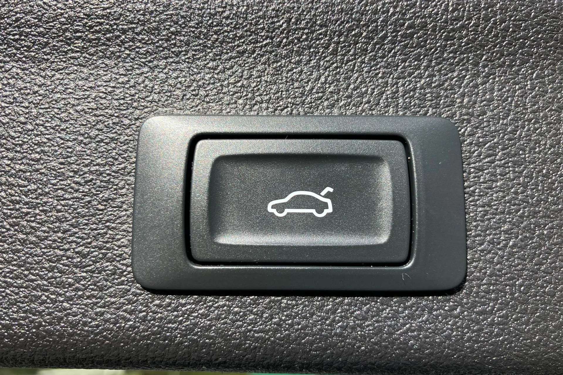 2024 AUDI A6 2024 AUDI A6