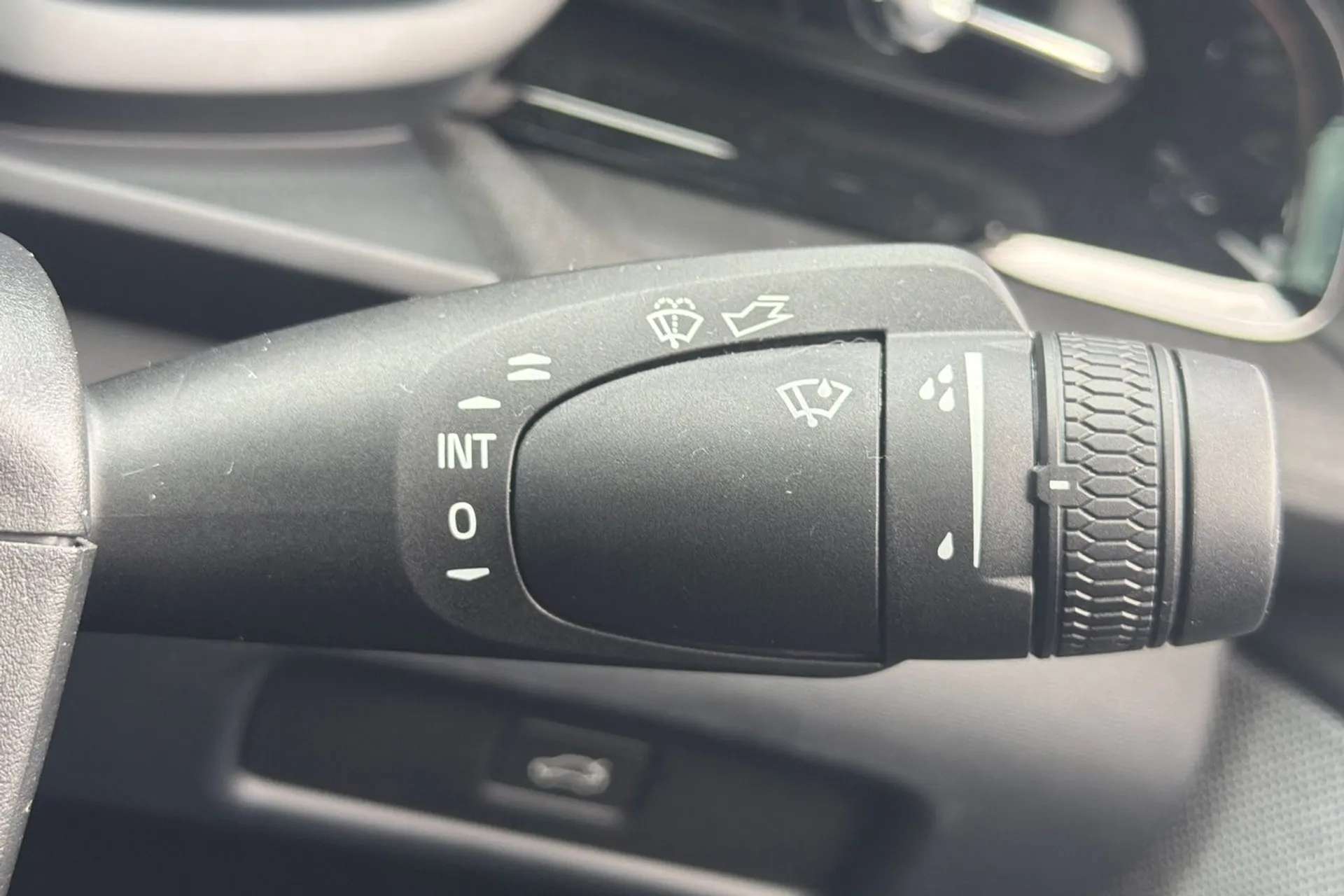 2025 POLESTAR 2 2025 POLESTAR 2
