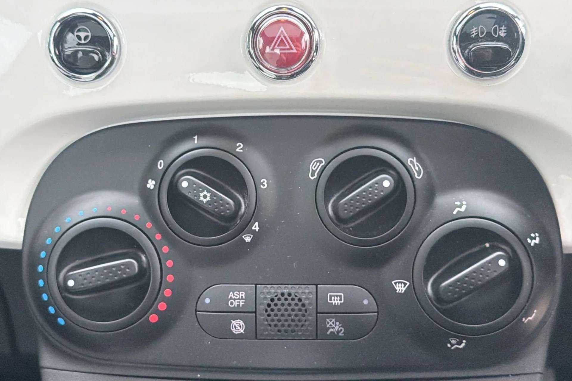2022 FIAT 500 2022 FIAT 500