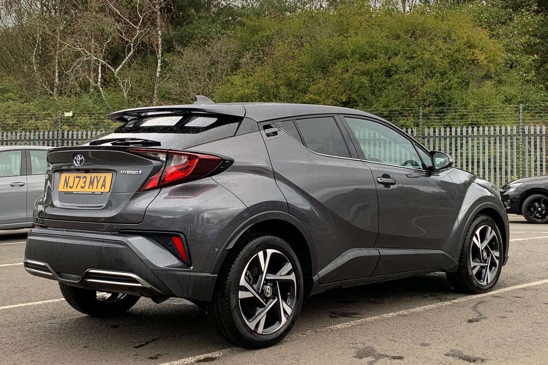 2023 TOYOTA C-HR 2023 TOYOTA C-HR