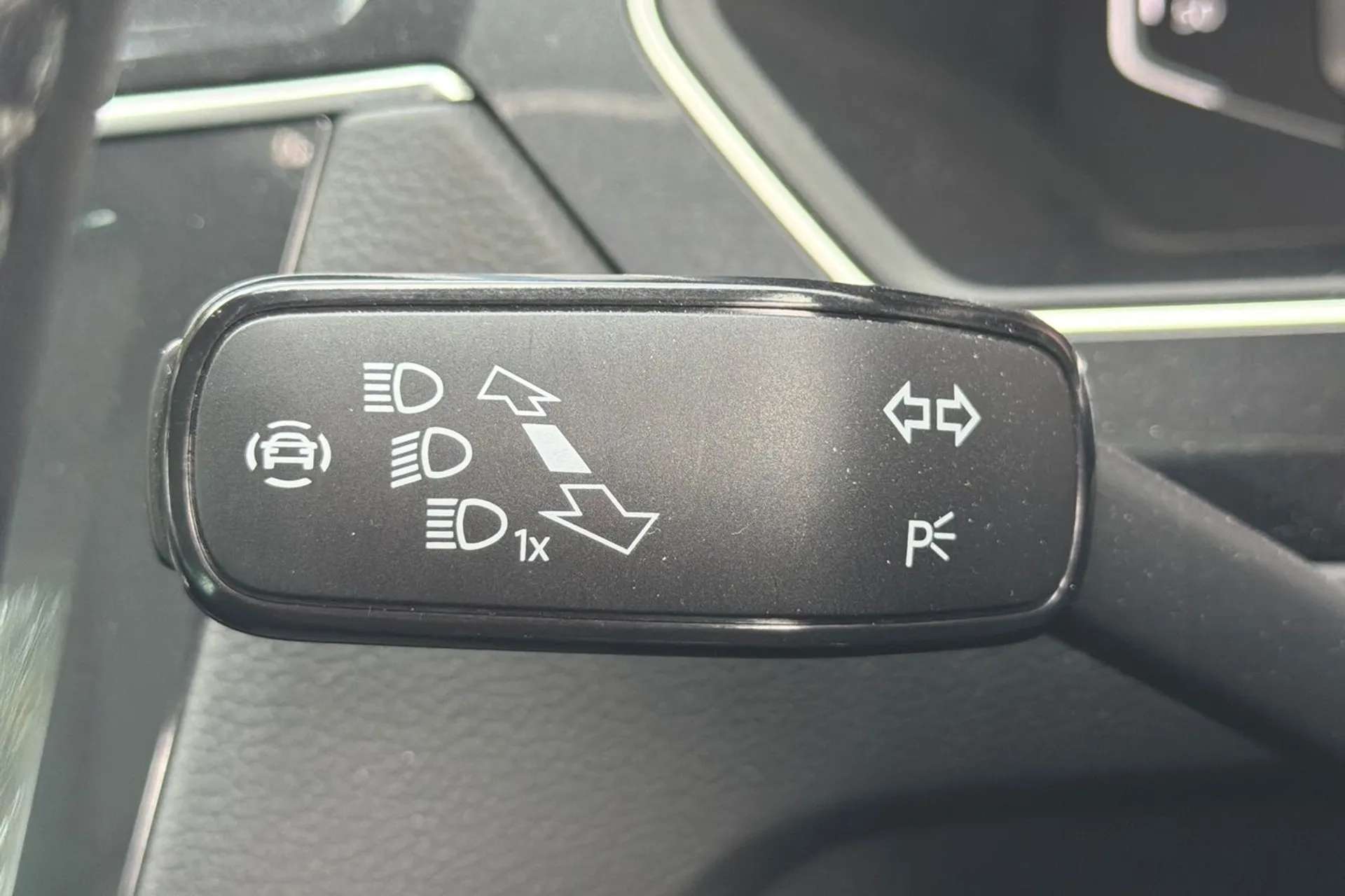 2023 VOLKSWAGEN TIGUAN 2023 VOLKSWAGEN TIGUAN