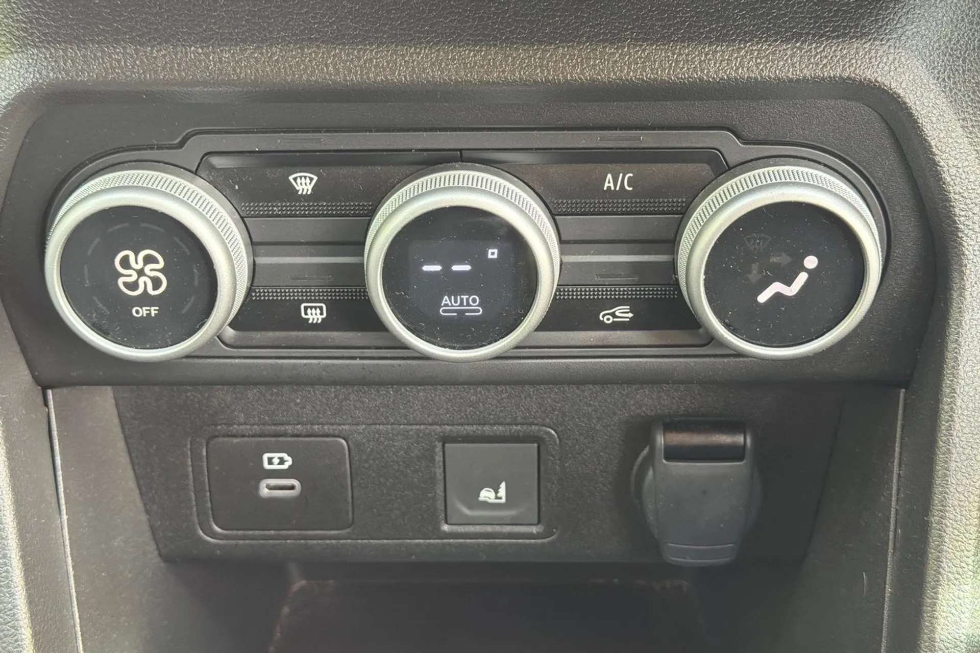 2024 DACIA JOGGER 2024 DACIA JOGGER