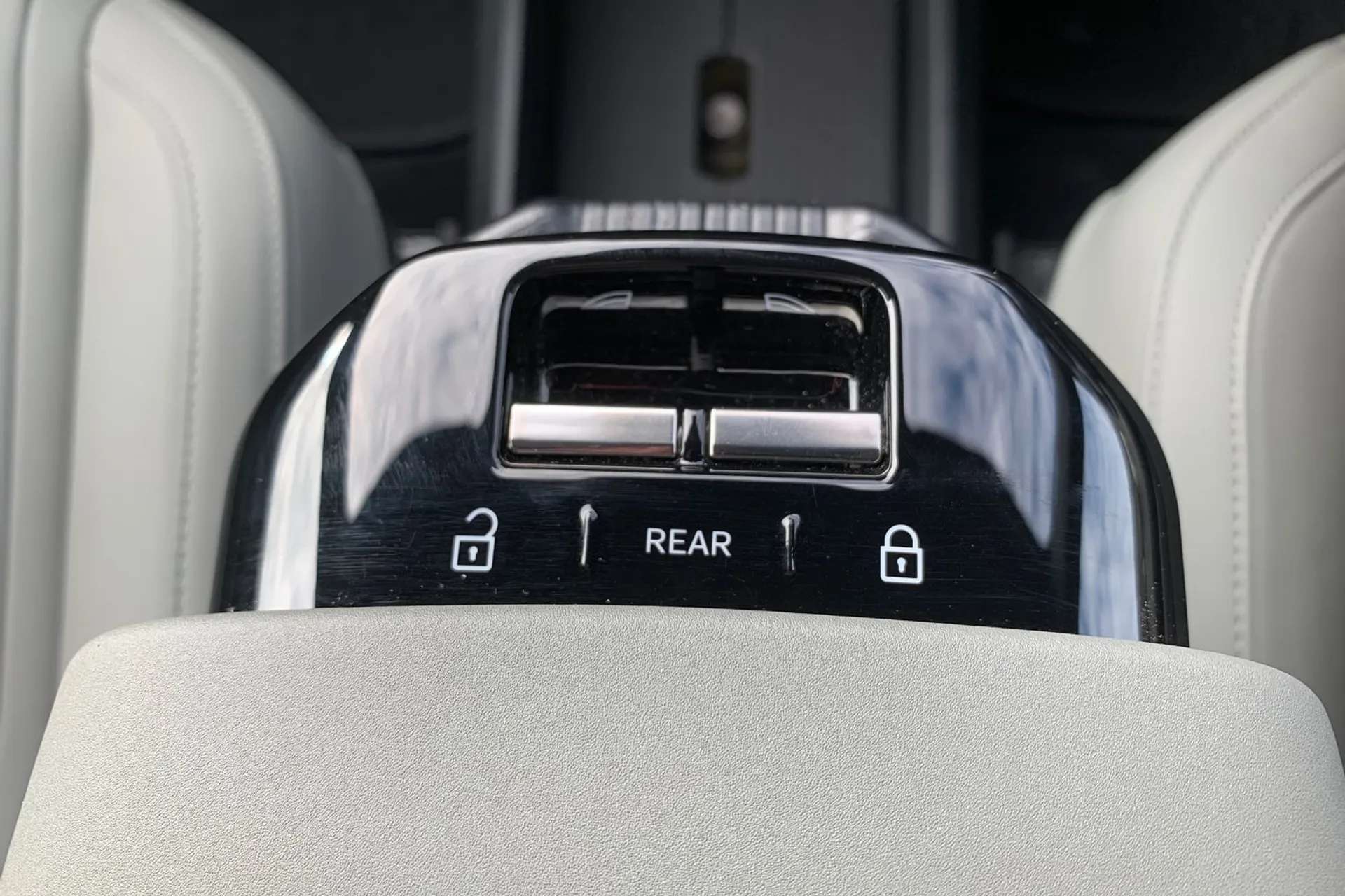 2024 VOLVO EX30 2024 VOLVO EX30