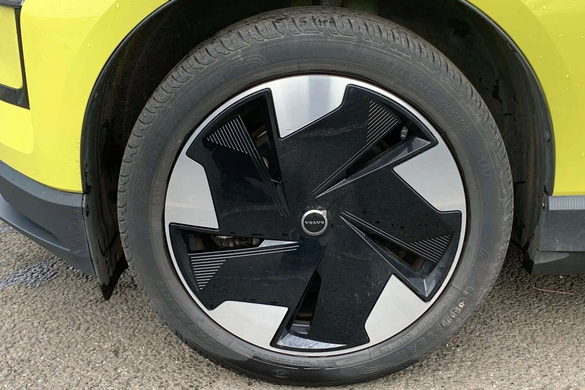 2024 VOLVO EX30 2024 VOLVO EX30