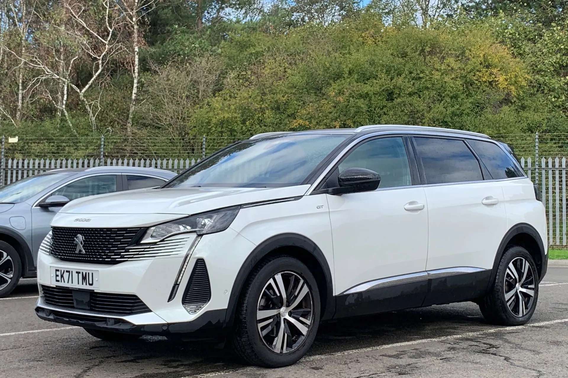 2021 PEUGEOT 5008 2021 PEUGEOT 5008