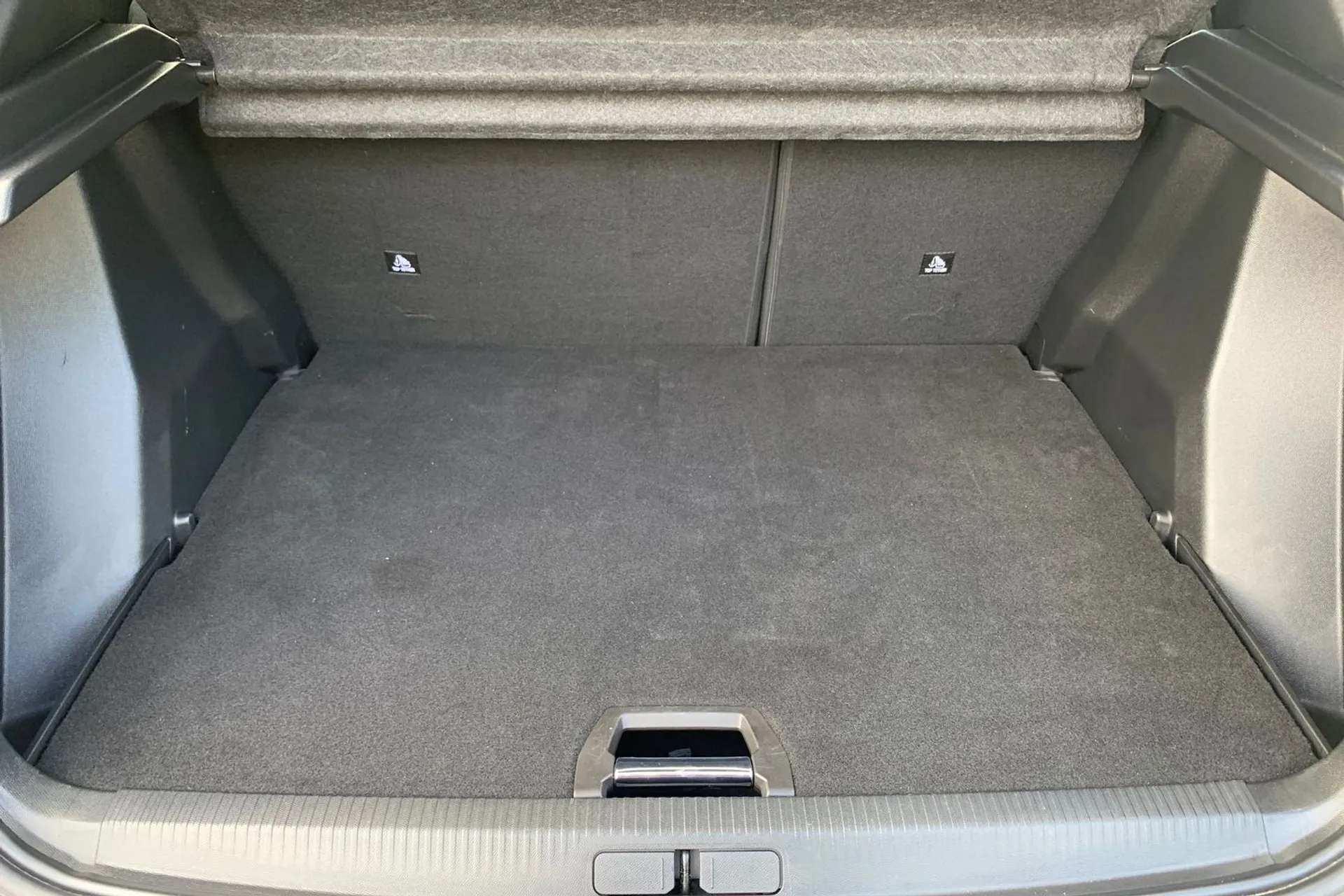 2024 PEUGEOT 2008 2024 PEUGEOT 2008