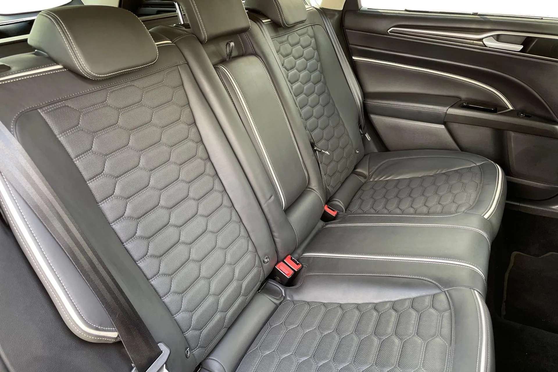 2021 FORD MONDEO VIGNALE 2021 FORD MONDEO VIGNALE