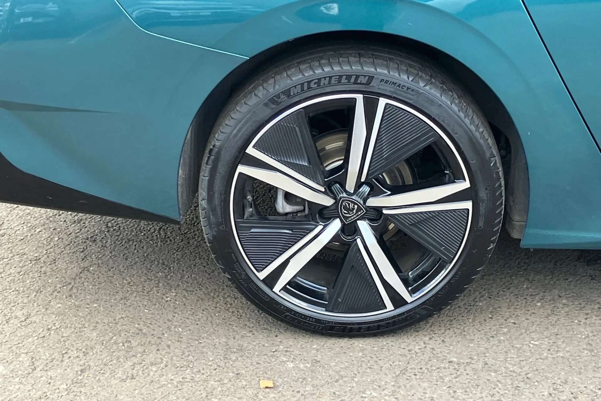 2025 PEUGEOT 308 2025 PEUGEOT 308