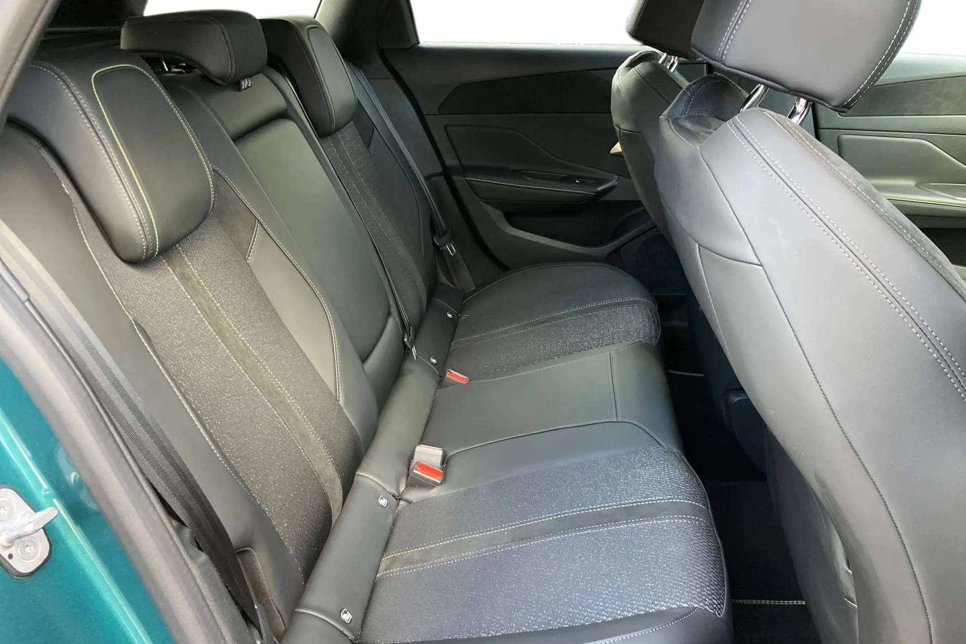 2025 PEUGEOT 308 2025 PEUGEOT 308