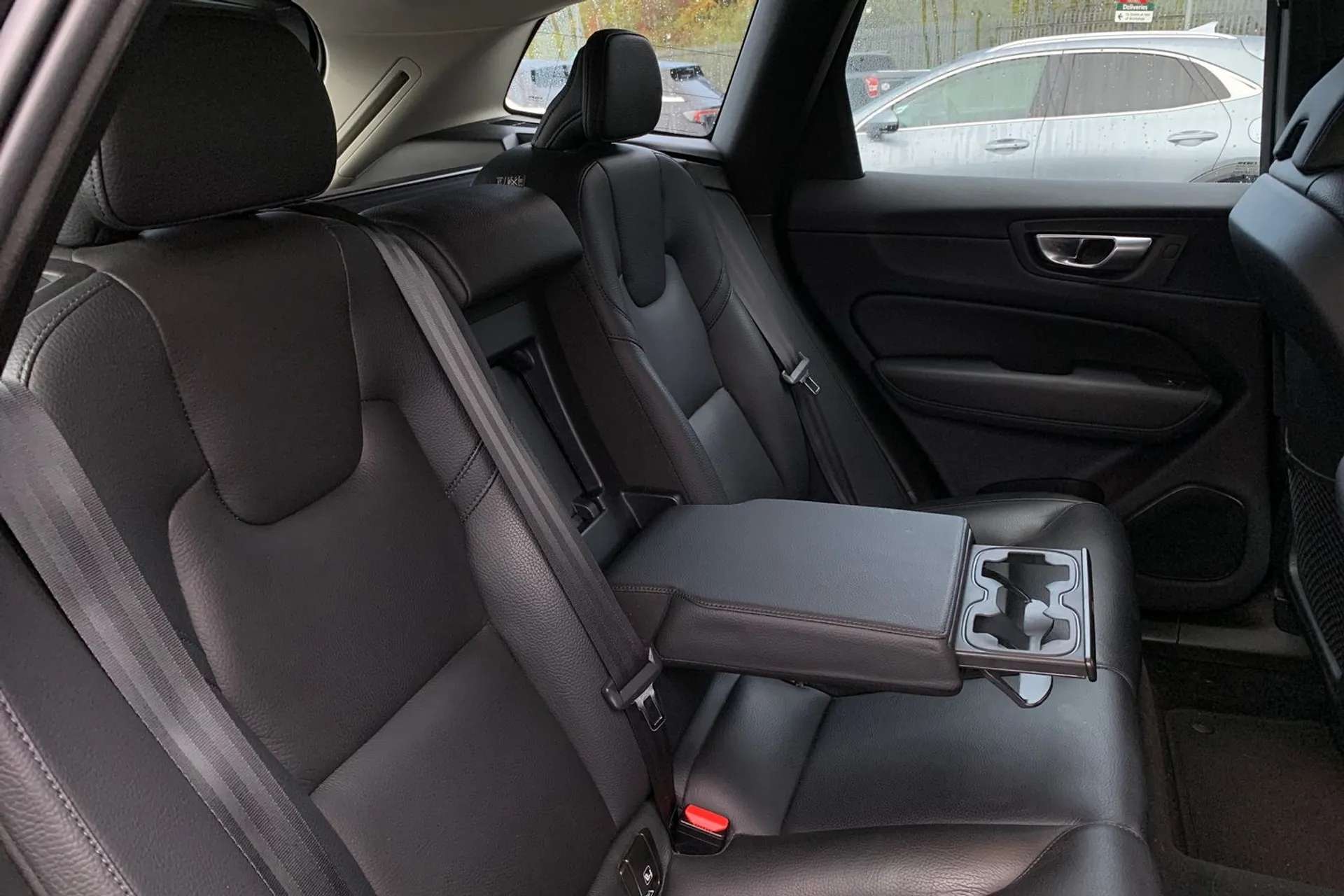 2023 VOLVO XC60 2023 VOLVO XC60