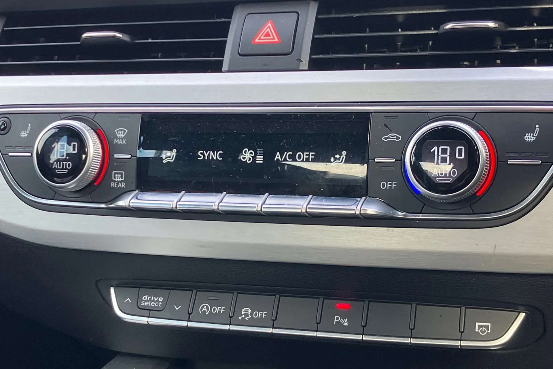 2018 AUDI A4 2018 AUDI A4