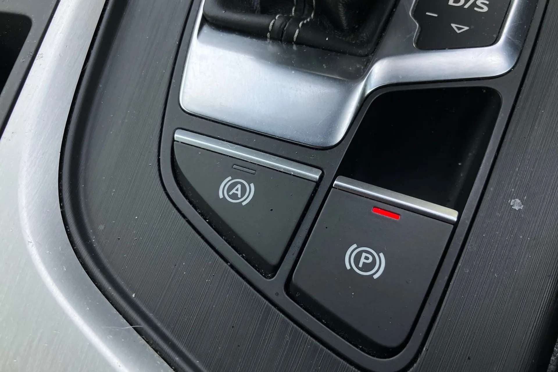 2018 AUDI A4 2018 AUDI A4