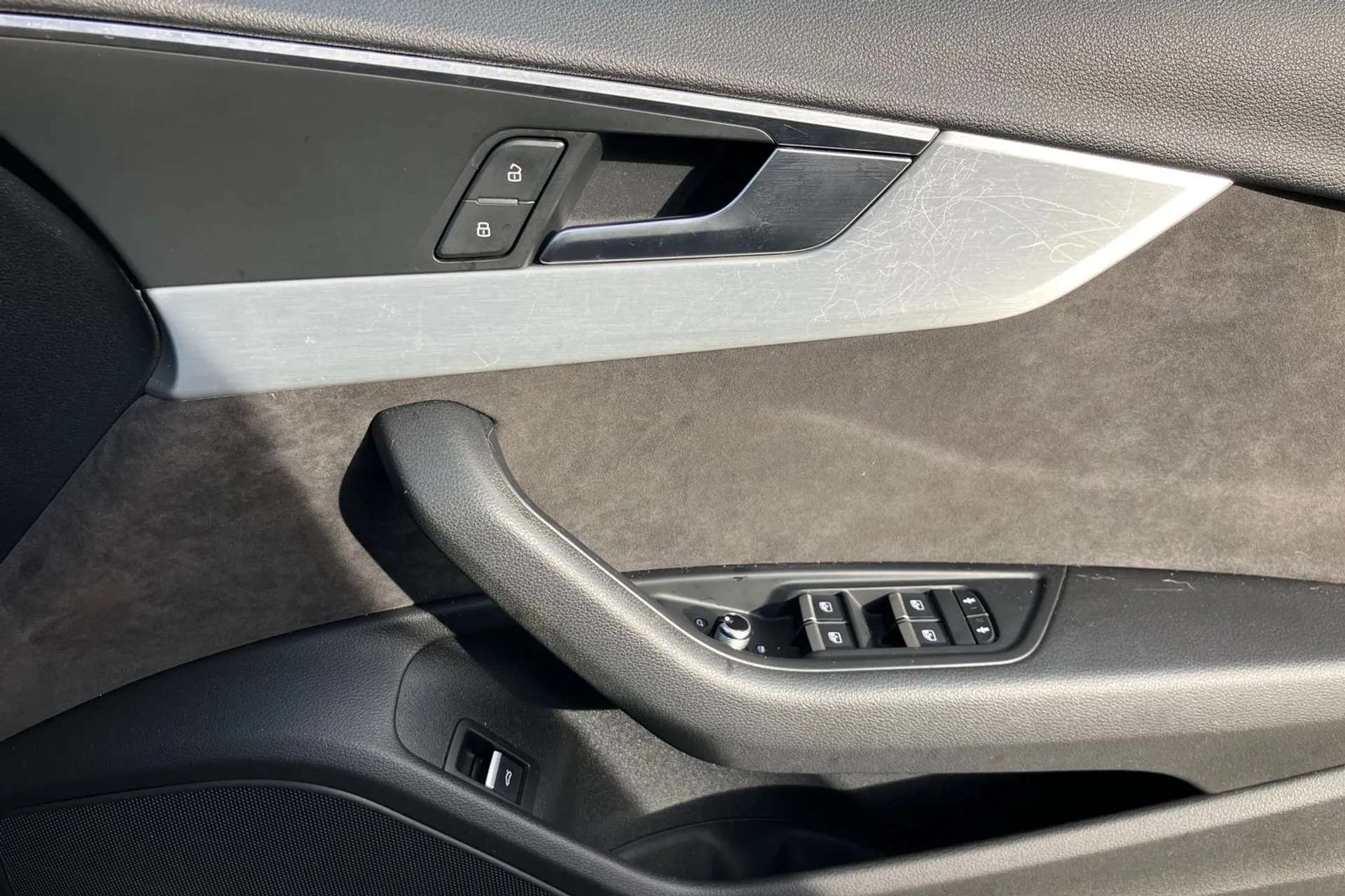 2018 AUDI A4 2018 AUDI A4