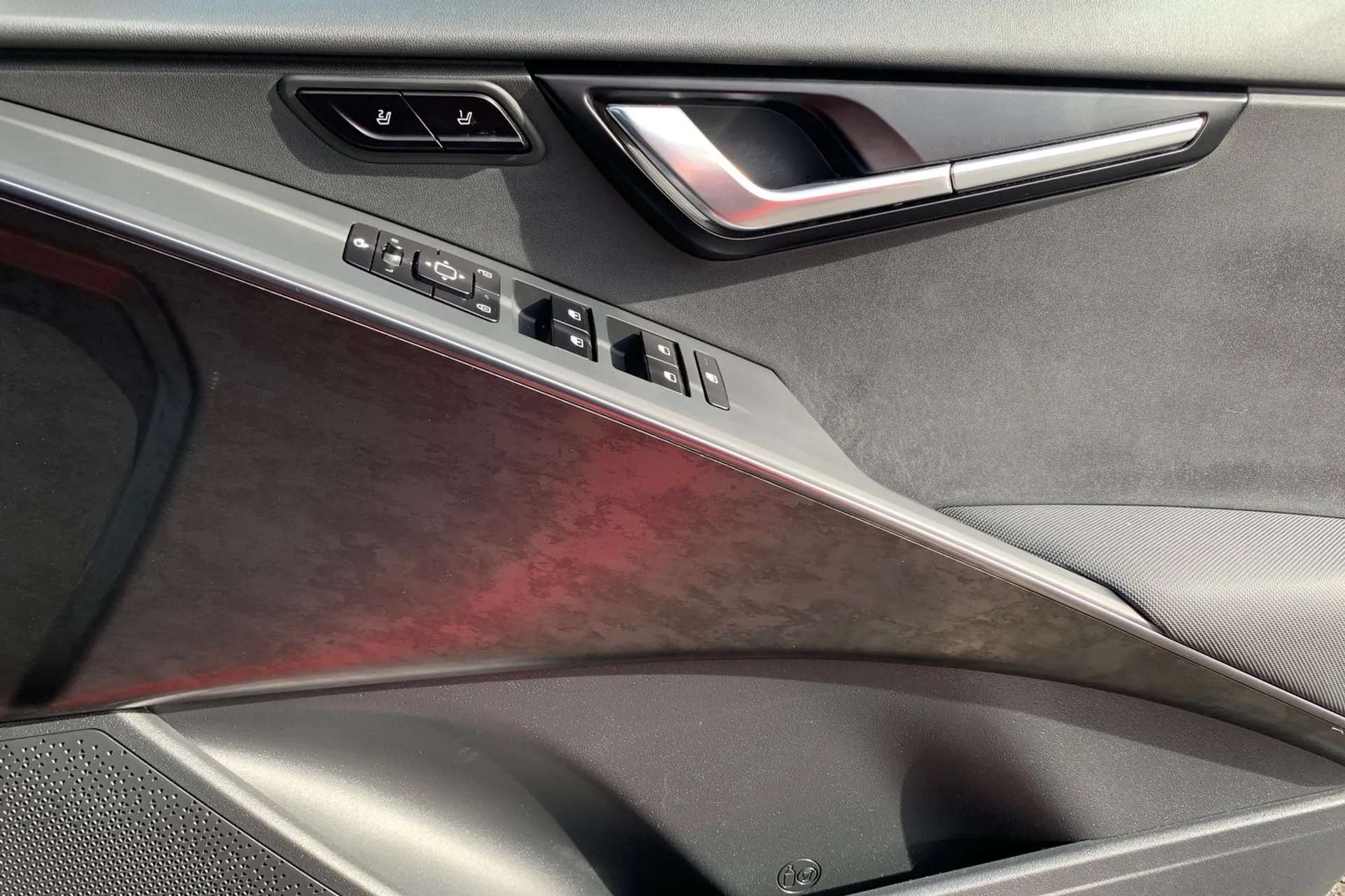 2024 KIA NIRO 2024 KIA NIRO