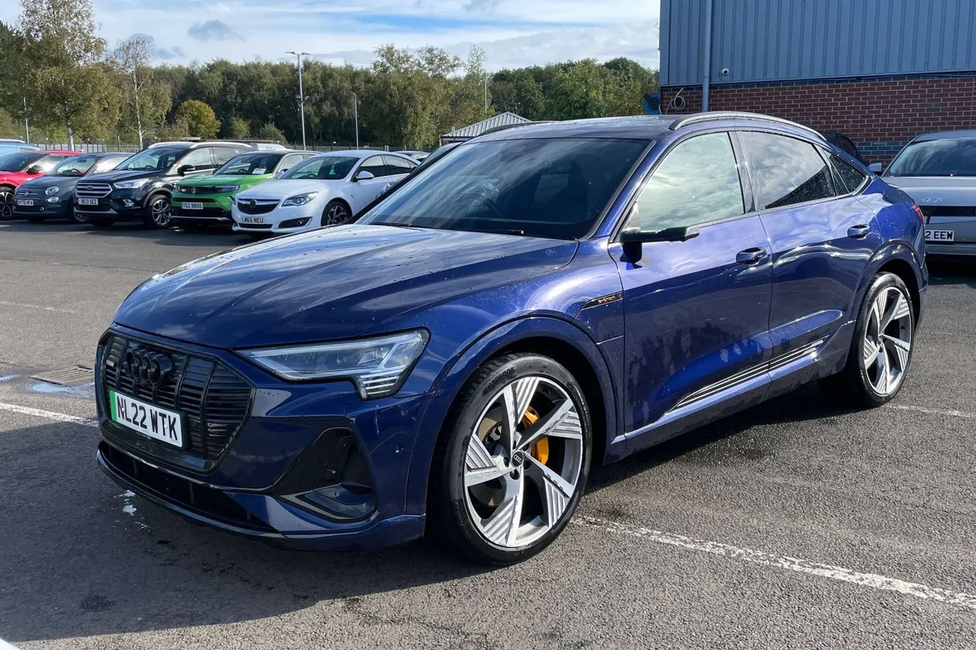 2022 AUDI E-TRON 2022 AUDI E-TRON