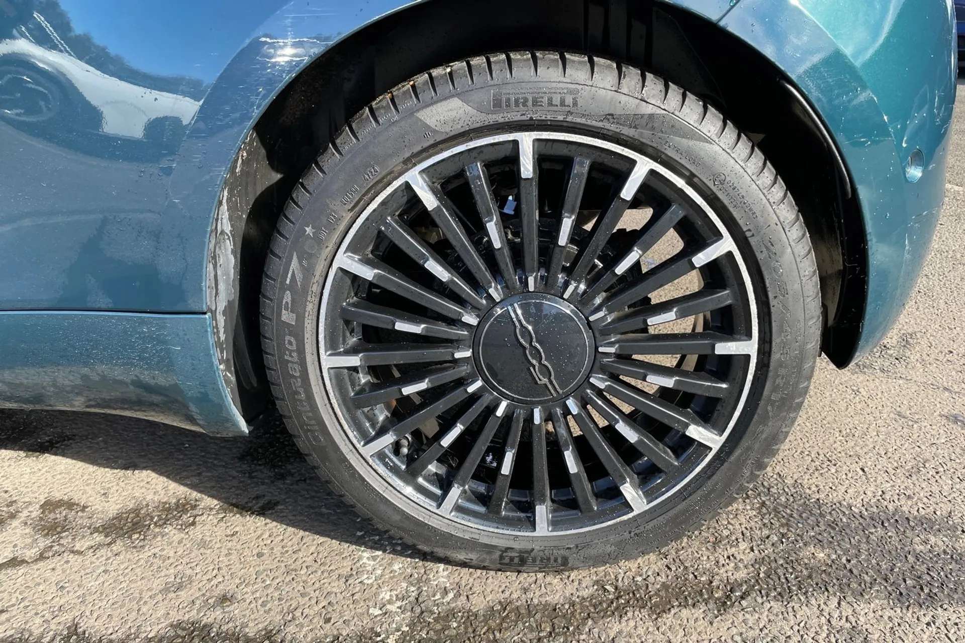 2023 FIAT 500 2023 FIAT 500