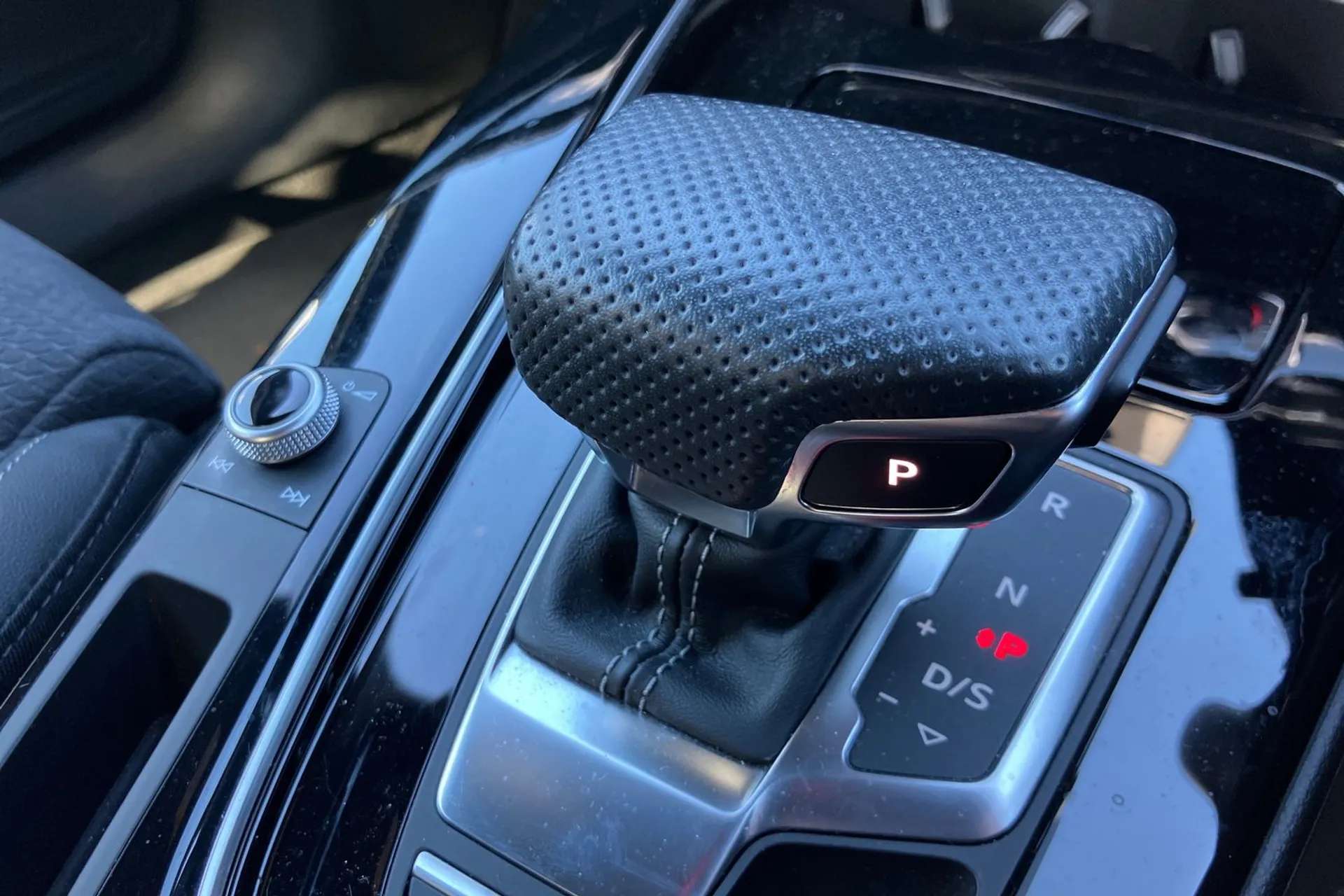 2023 AUDI A4 2023 AUDI A4